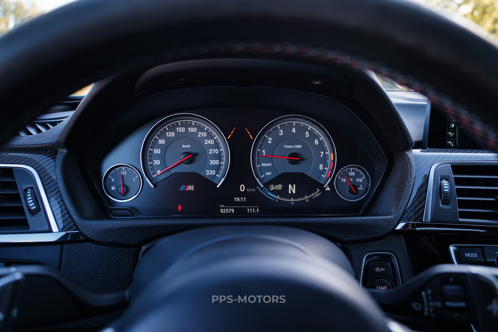 BMW M3 COMPETITION INDIVIDUAL photo 25