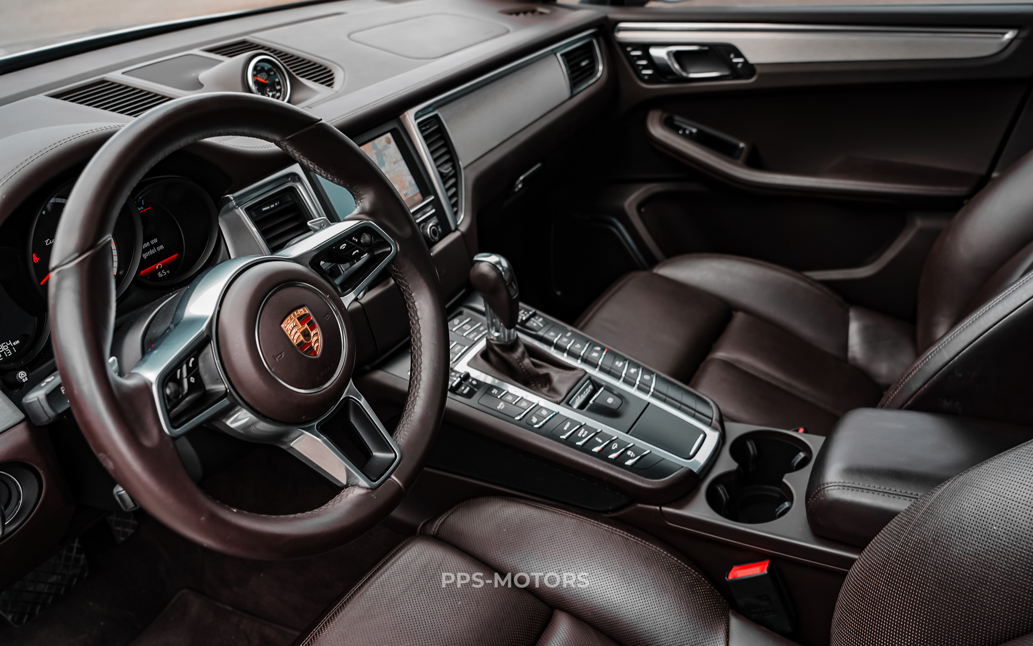 Porsche MACAN TURBO 3.6i photo 44