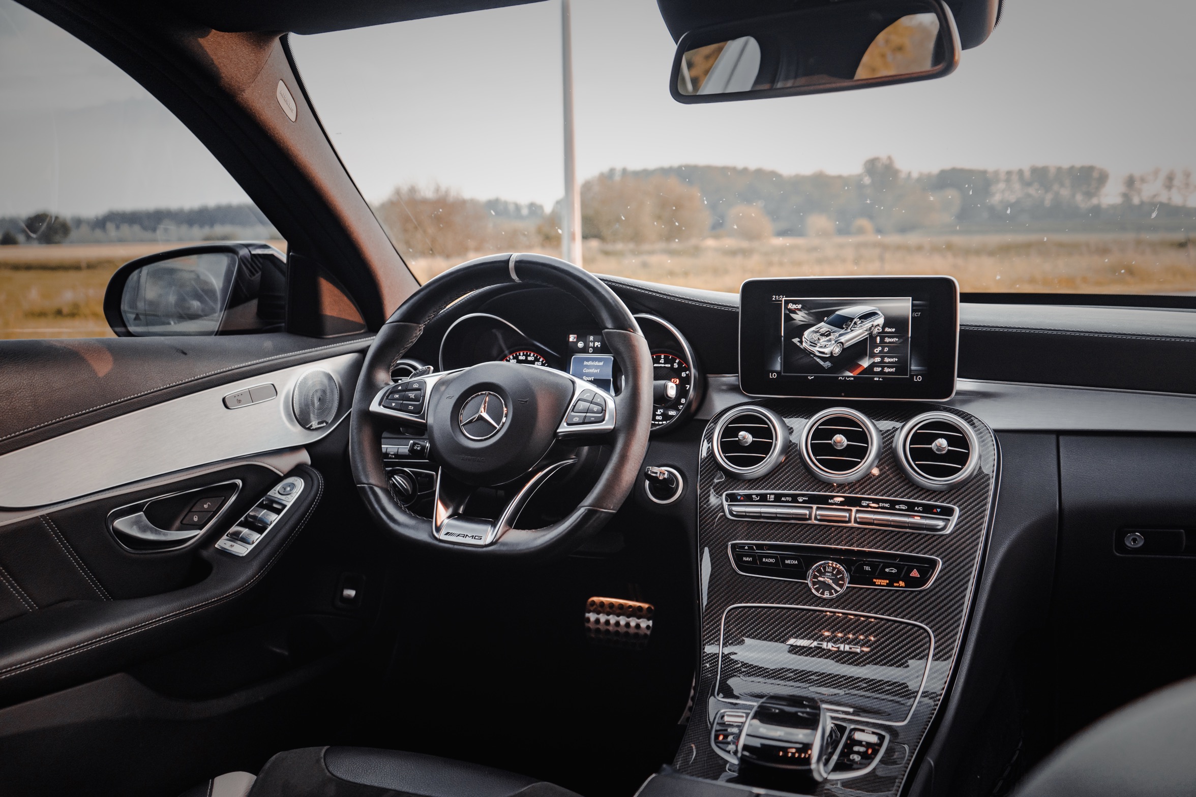 Mercedes Benz C63s AMG 4.0 BITURBO V8 - LICHTE VRACHT photo 39