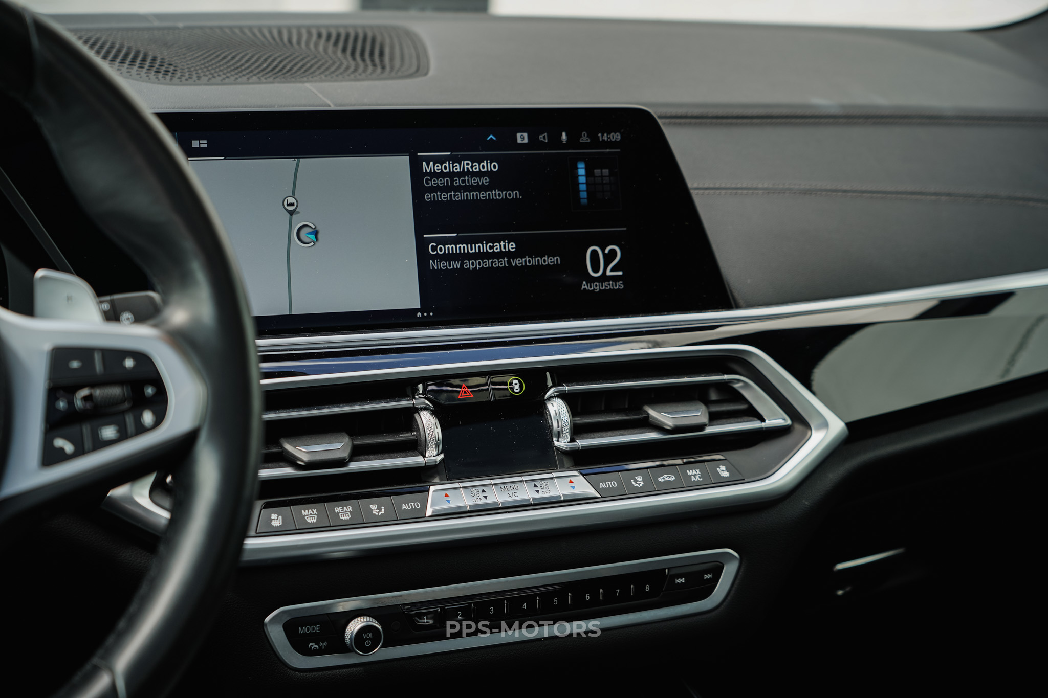 BMW X5 45e 3.0 HYBRID photo 16
