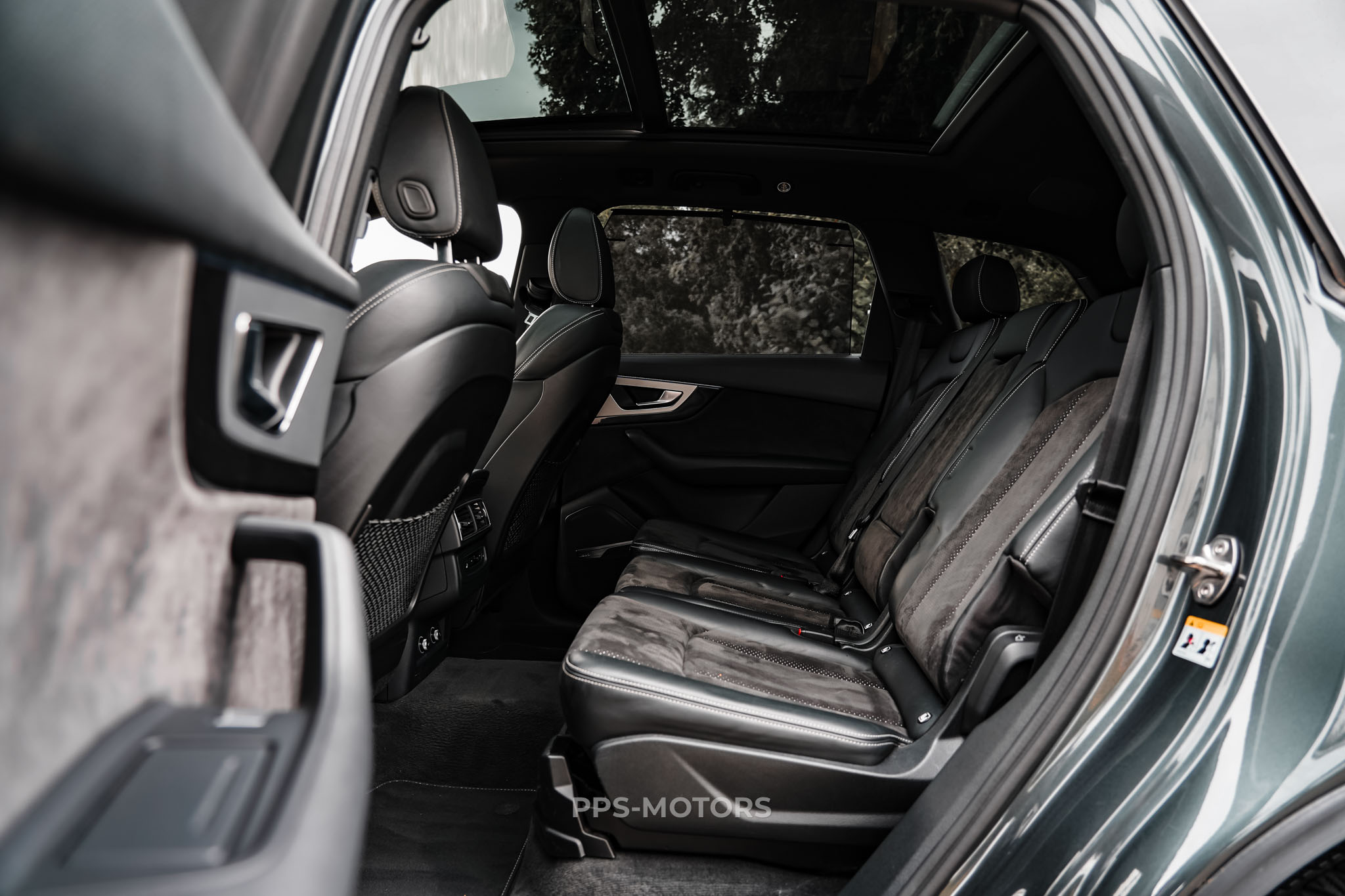 Audi Q7 3.0 TDI E-TRON photo 13