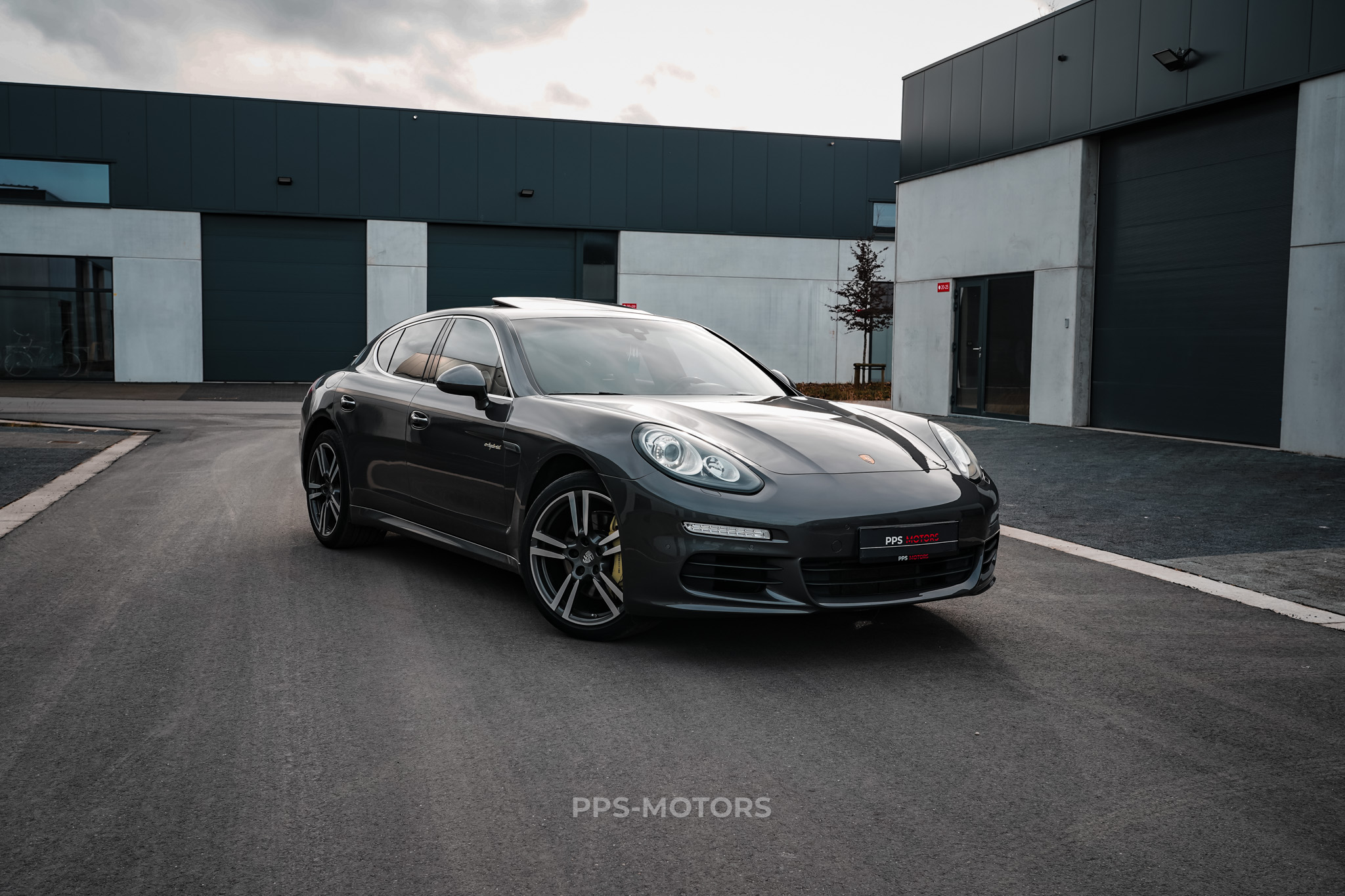 Porsche PANAMERA S E-HYBRID foto 4