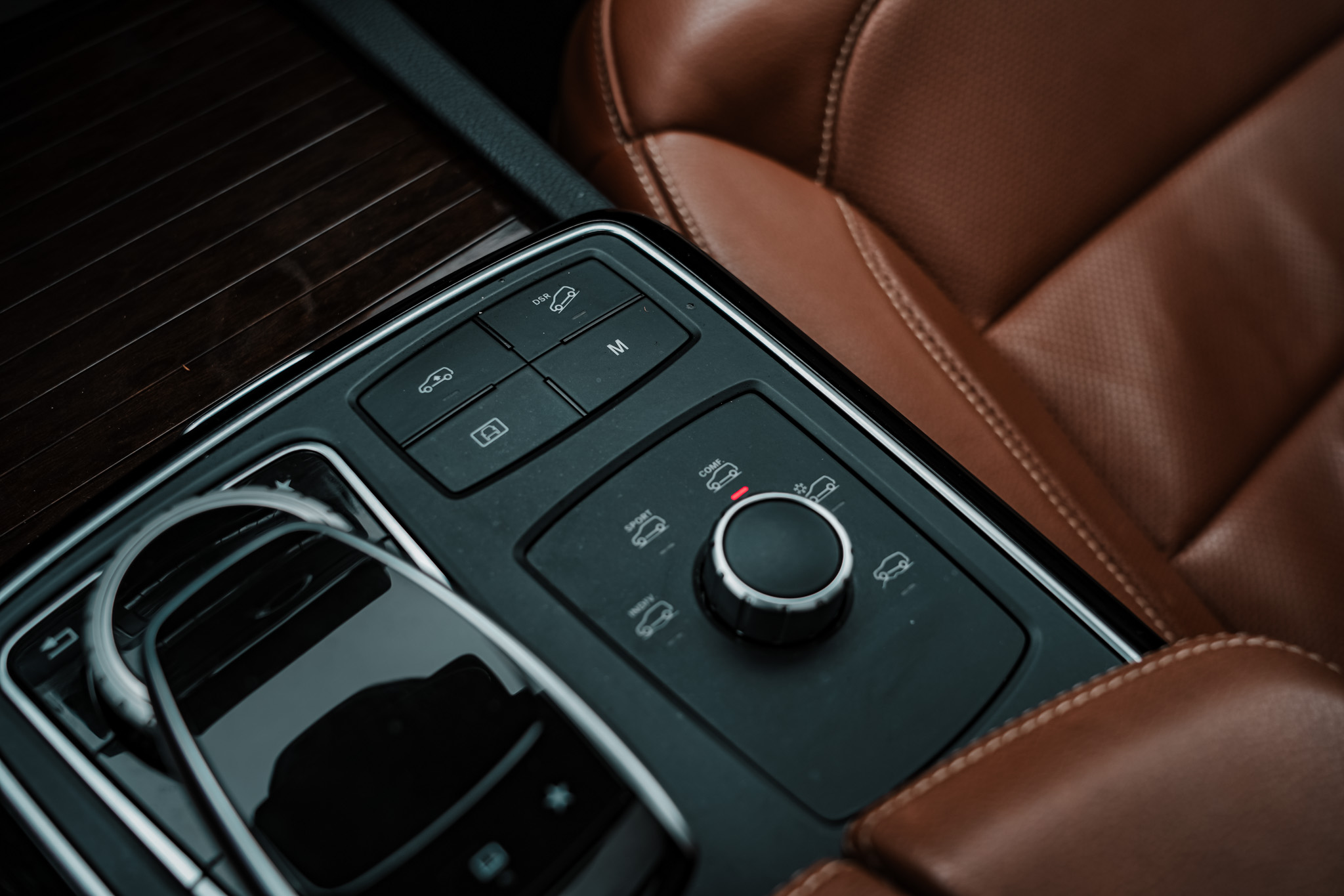 Mercedes Benz GLE 250 4-MATIC AMG PAKKET photo 30
