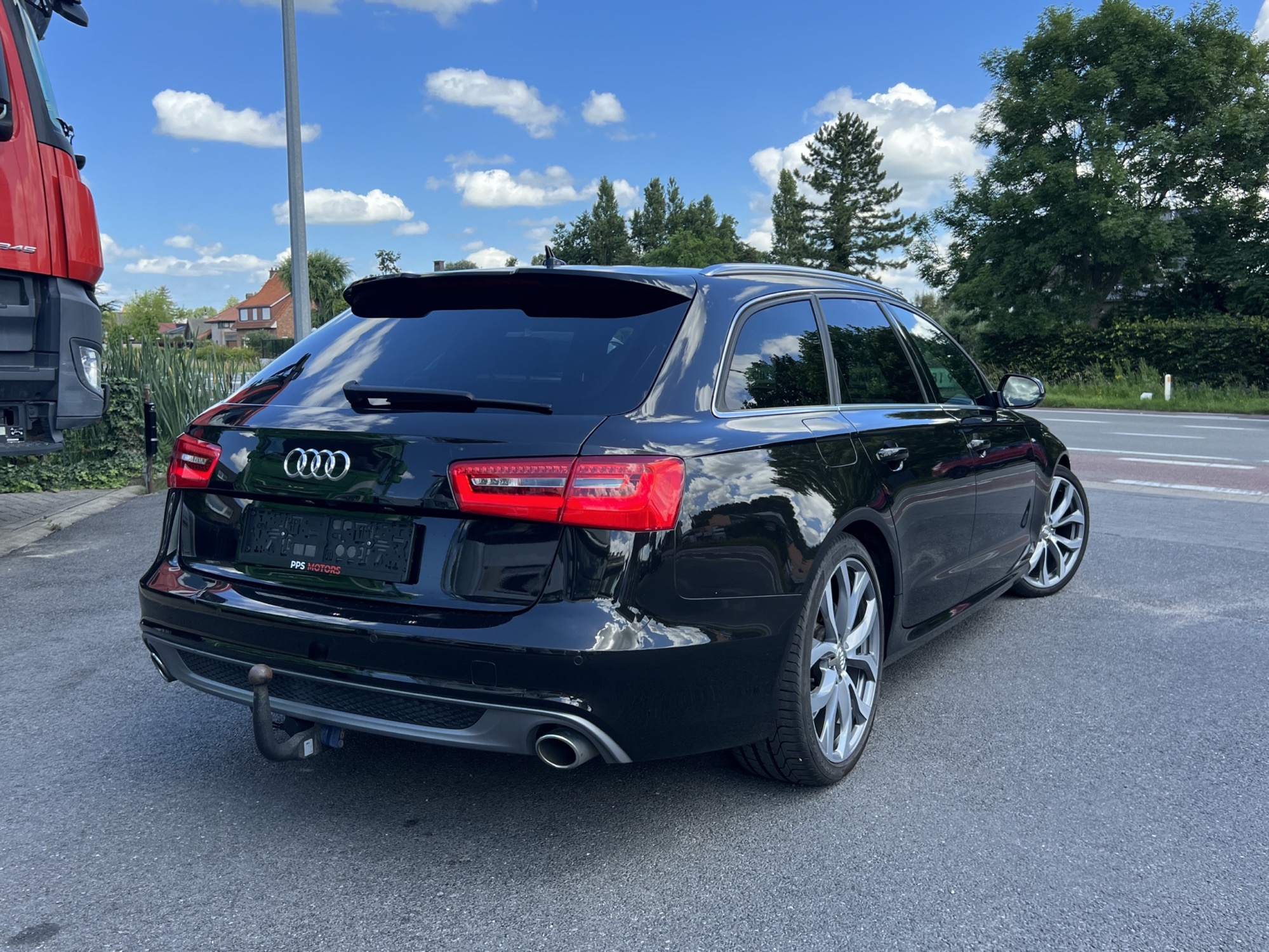 Audi A6 2.0 TDI ULTRA S-LINE photo 4