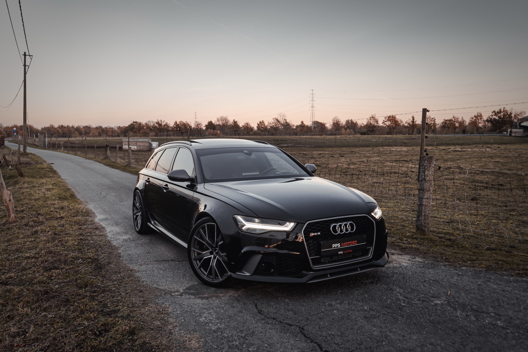Audi RS6 4.0 V8 QUATTRO AKRAPOVIC photo 28