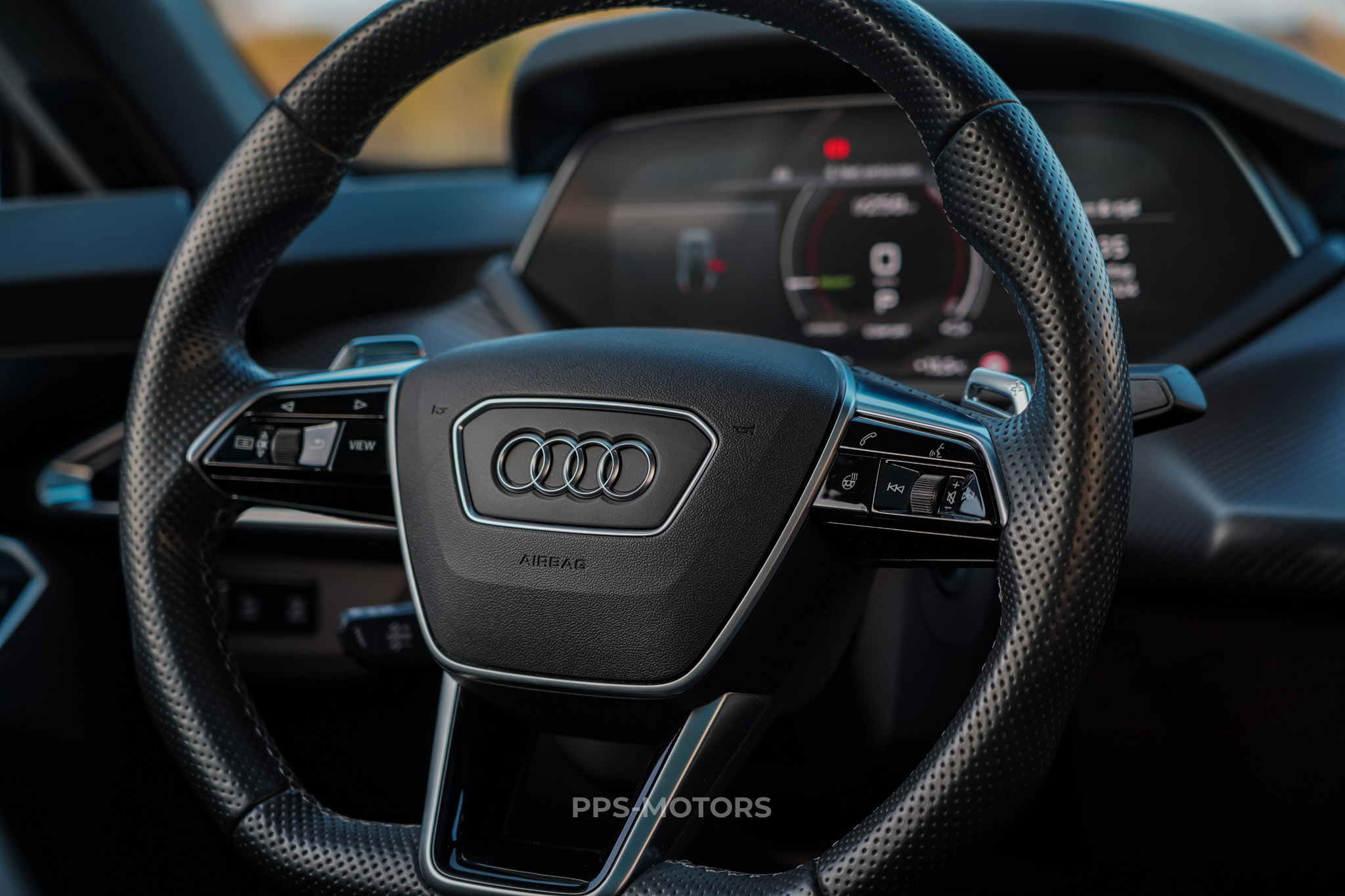 Audi E-TRON GT photo 21