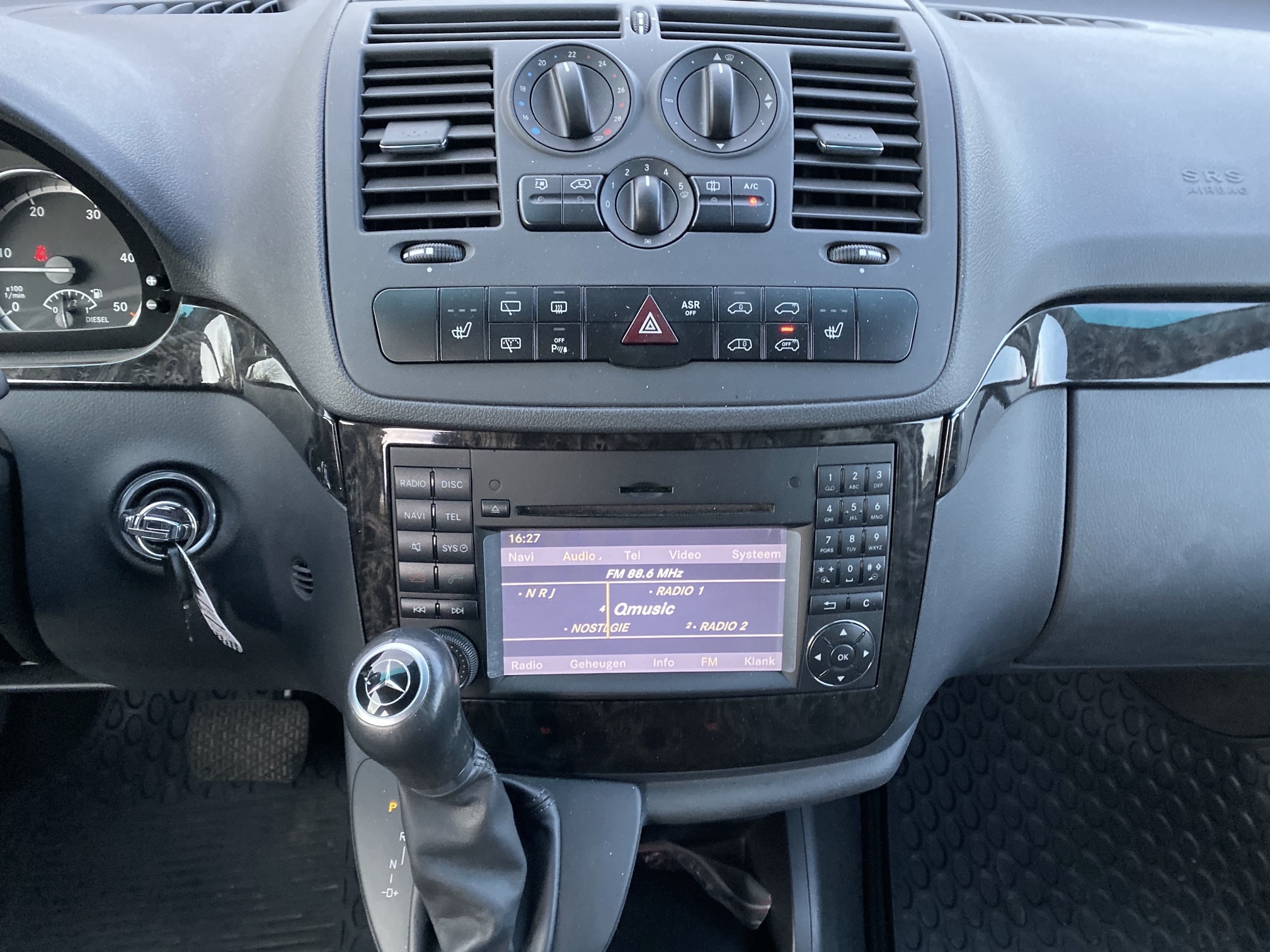 Mercedes Benz VIANO V6 3.0 CDI LANG AMBIENTE photo 9