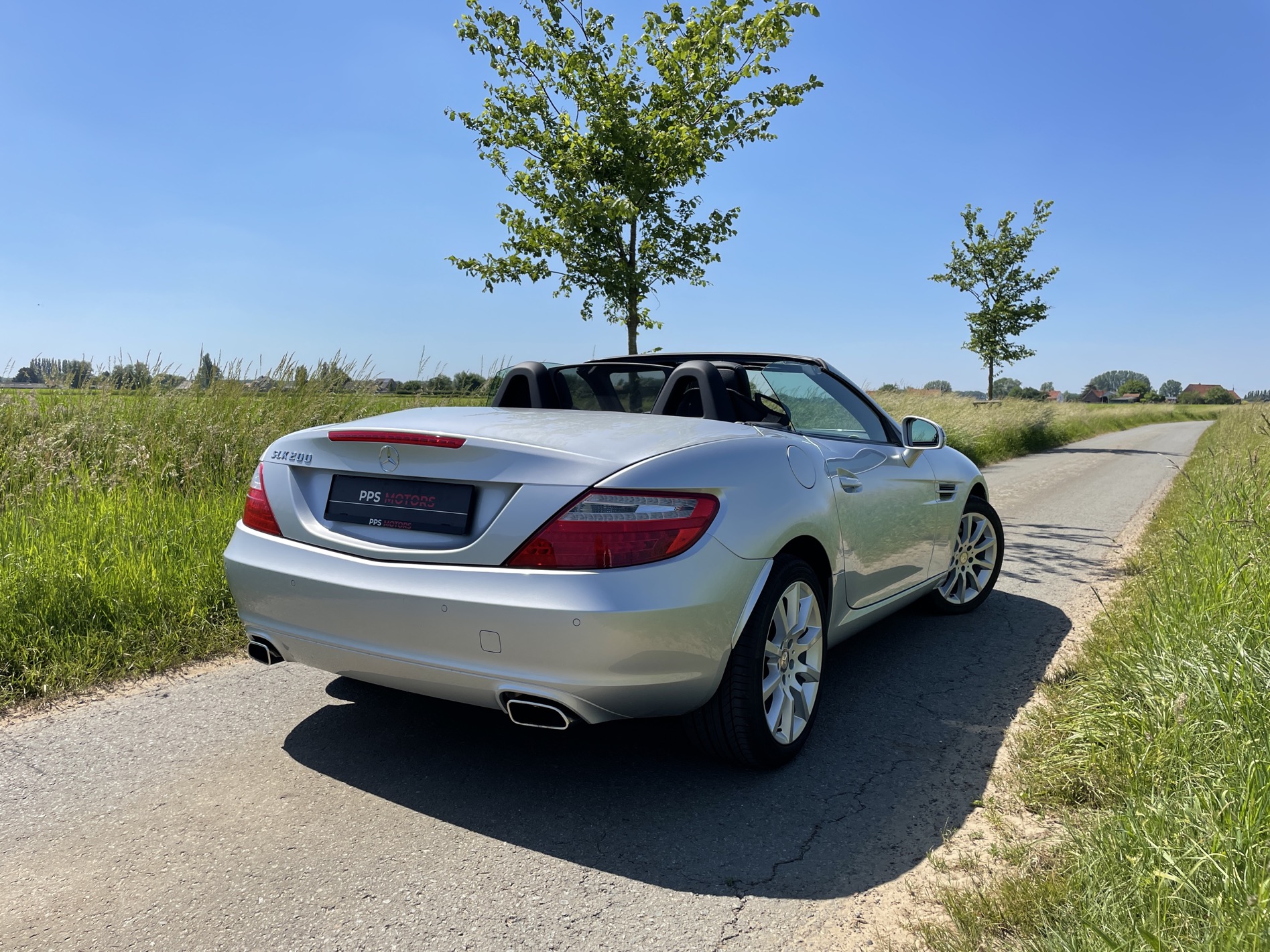 Mercedes Benz SLK 200 photo 8