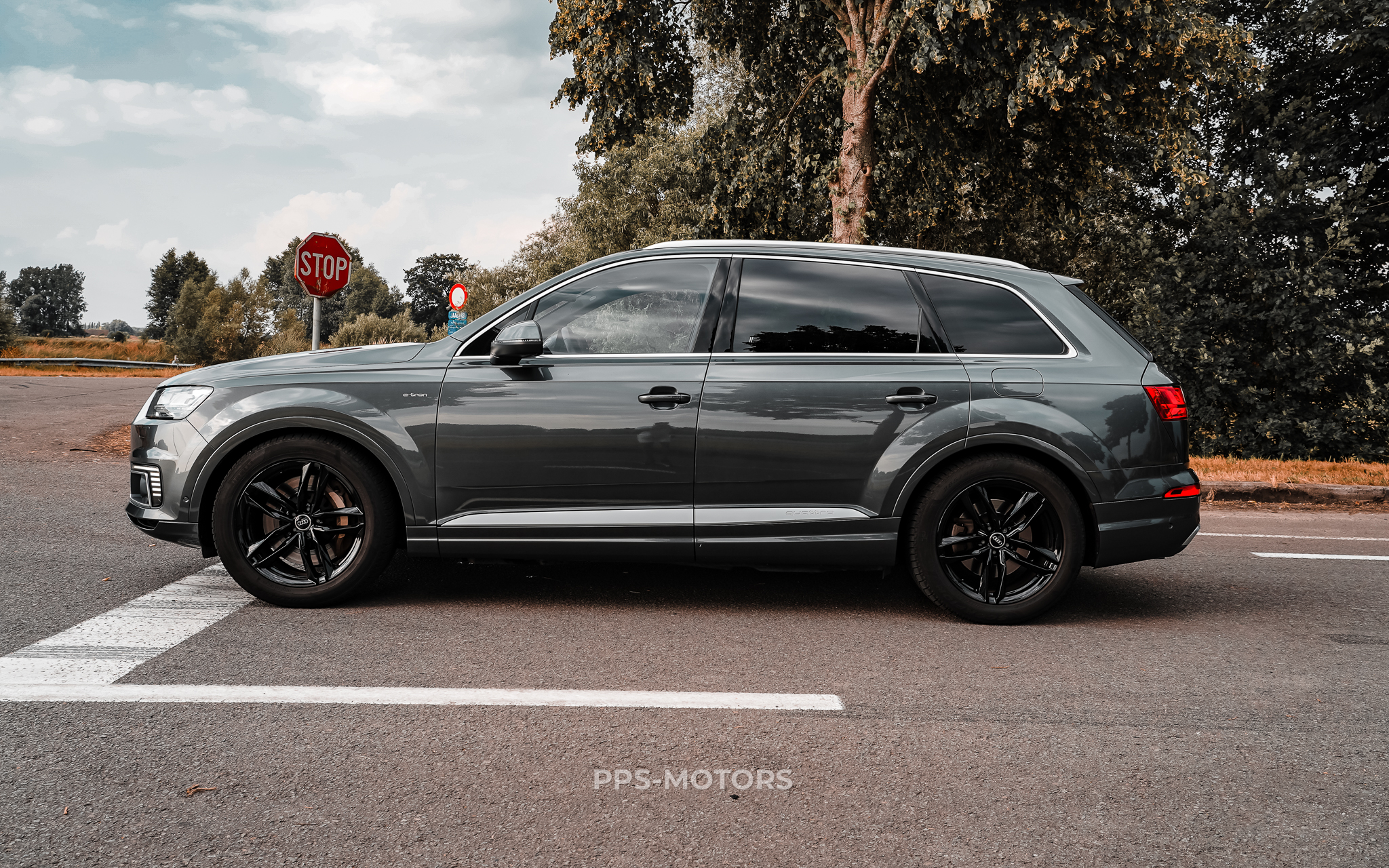 Audi Q7 3.0 TDI V6 E-TRON photo 6