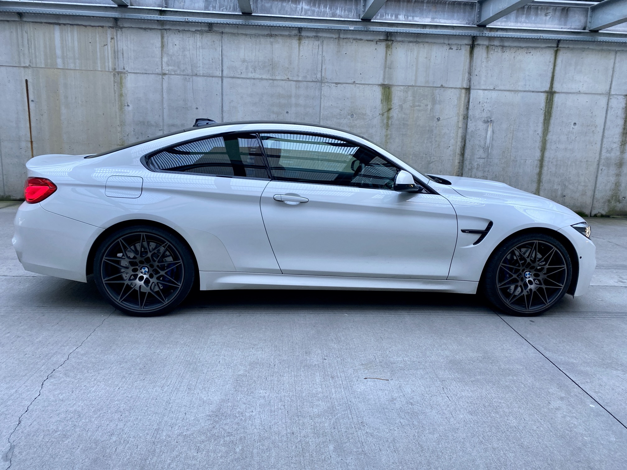 BMW M4 COMPETITION 3.0 photo 5