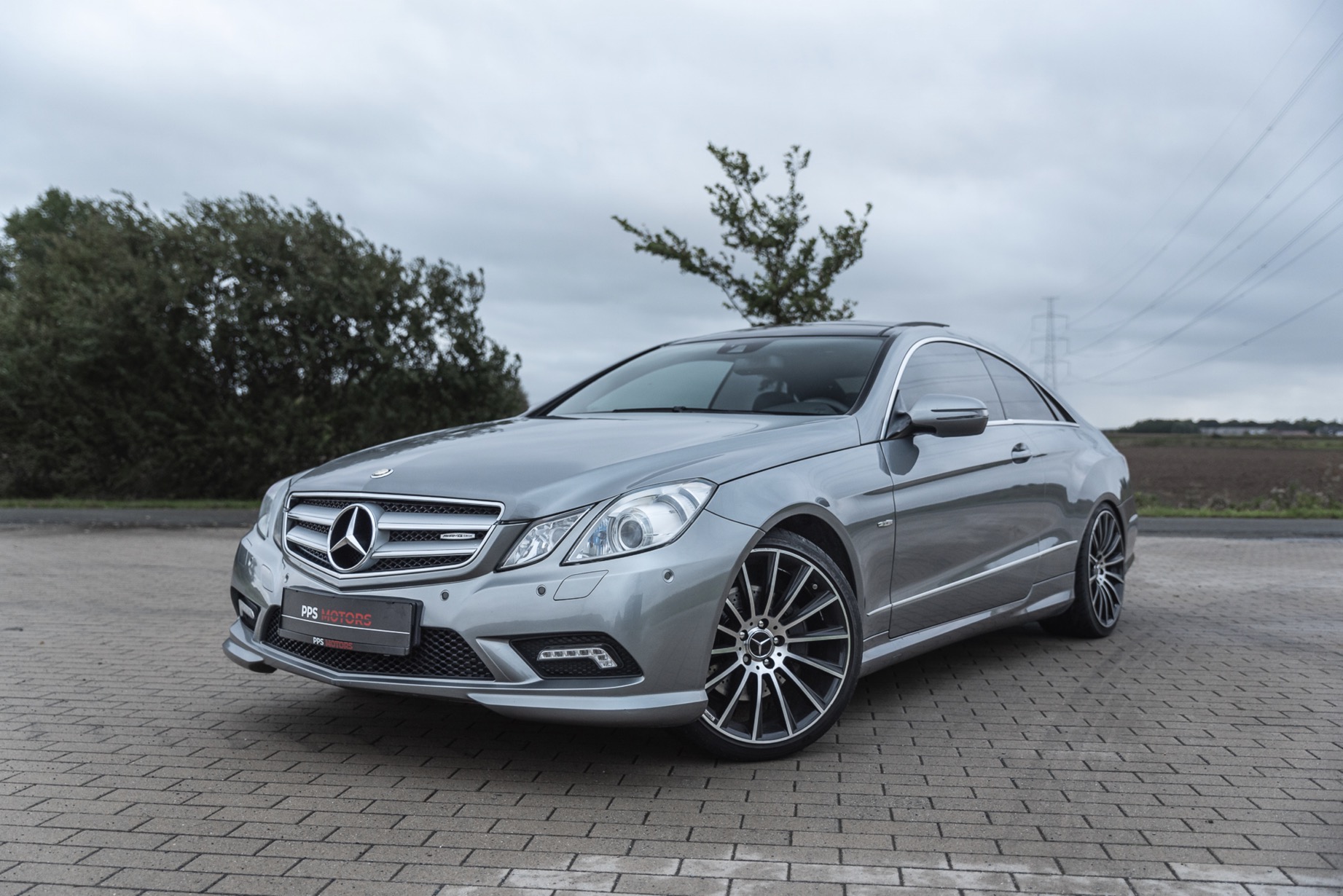 Mercedes Benz E250d AVANTGARDE AMG-PAKKET photo 1