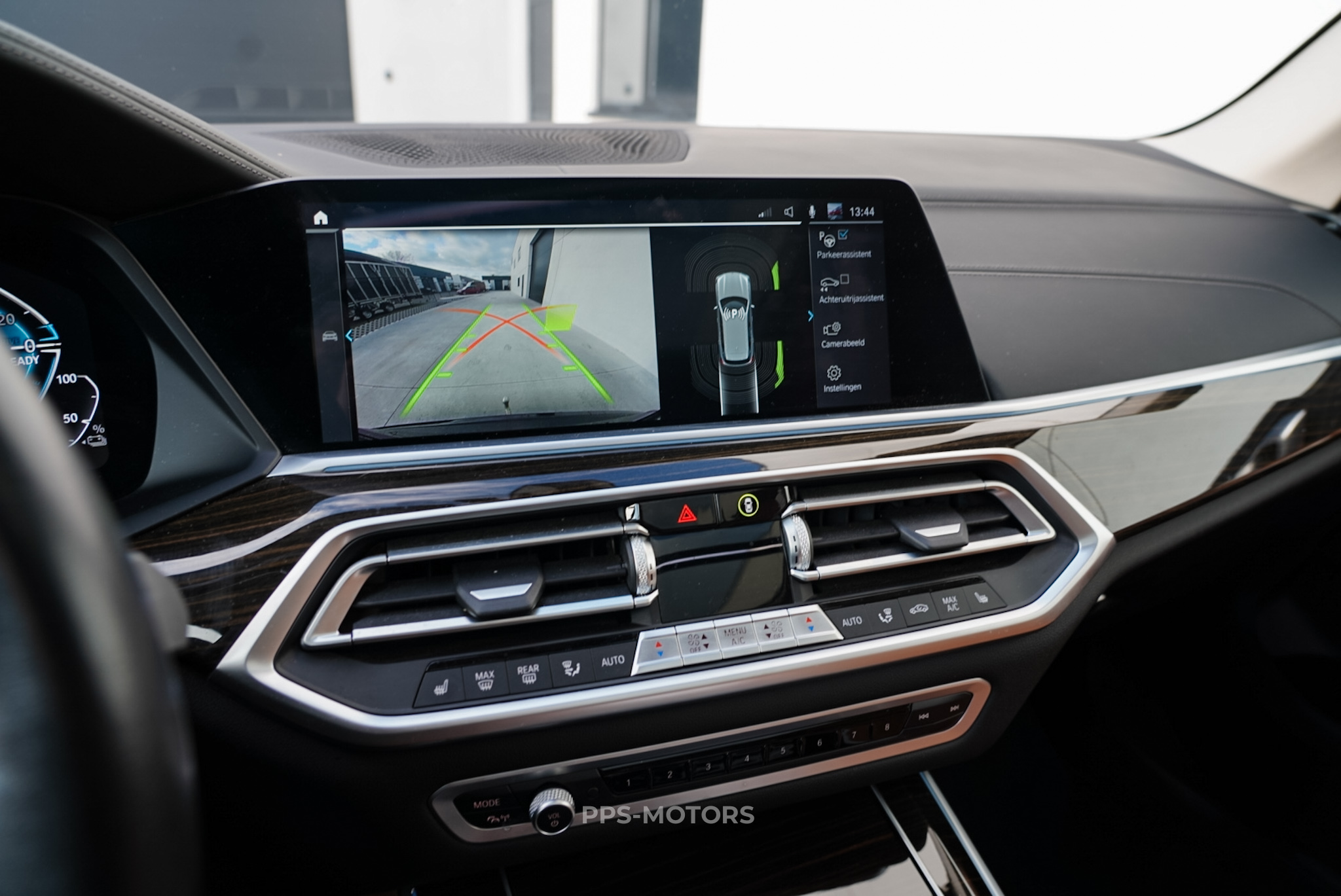 BMW X5 45e HYBRID photo 18