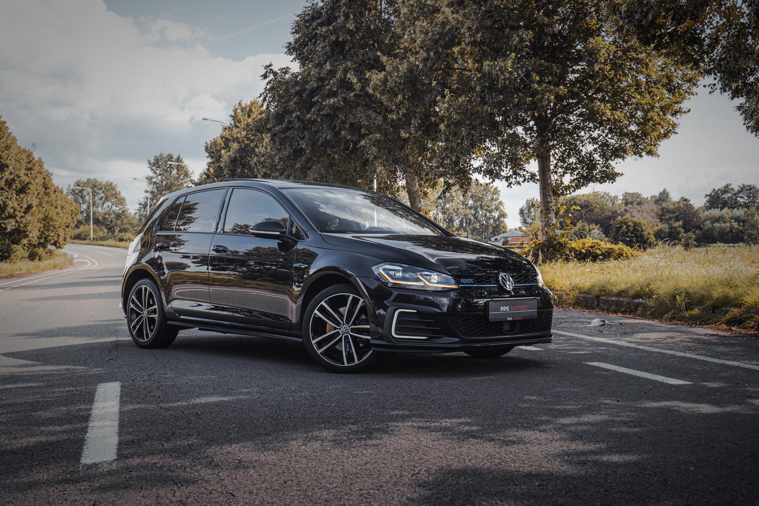 Volkswagen GOLF GTE photo 3