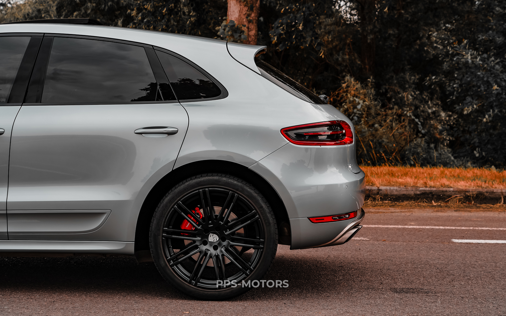 Porsche MACAN TURBO 3.6i photo 37