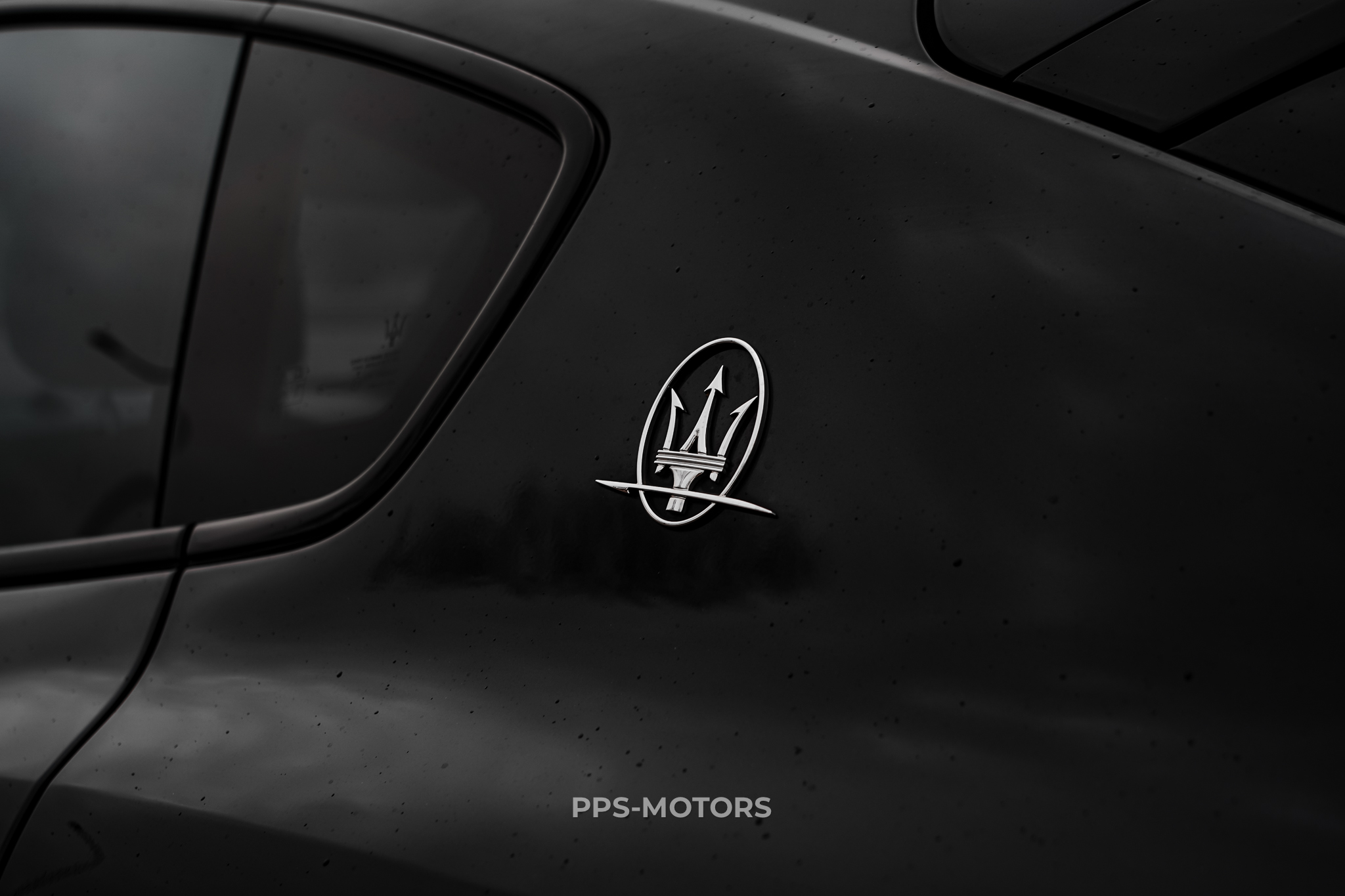 Maserati LEVANTE 3.0 V6 TURBO GRANLUSSO photo 18