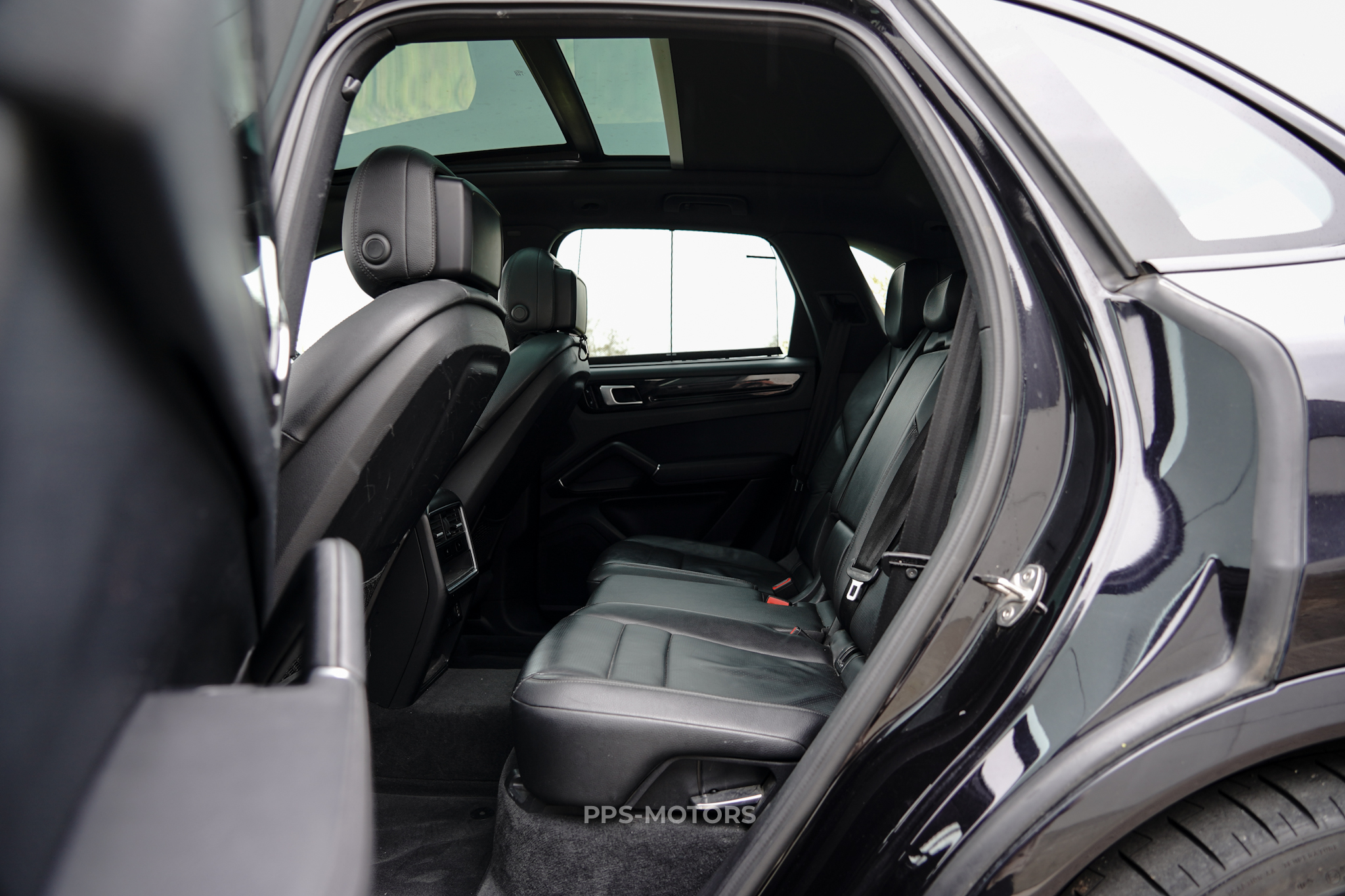 Porsche CAYENNE 3.0 photo 7