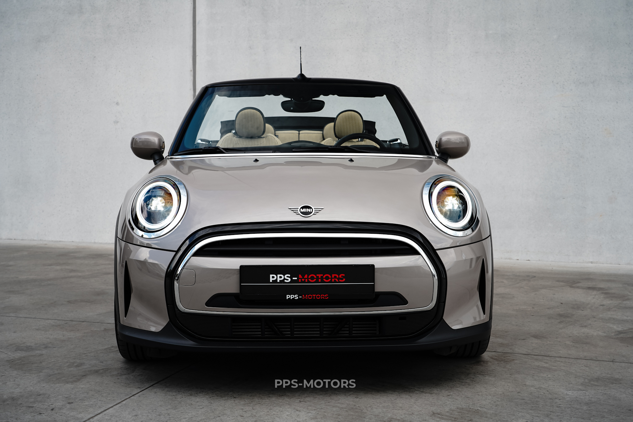 MINI COOPER CABRIO photo 3