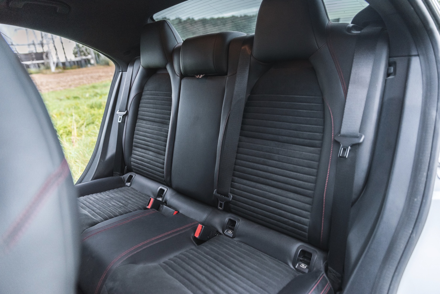 Mercedes Benz CLA 220 AMG PAKKET photo 9