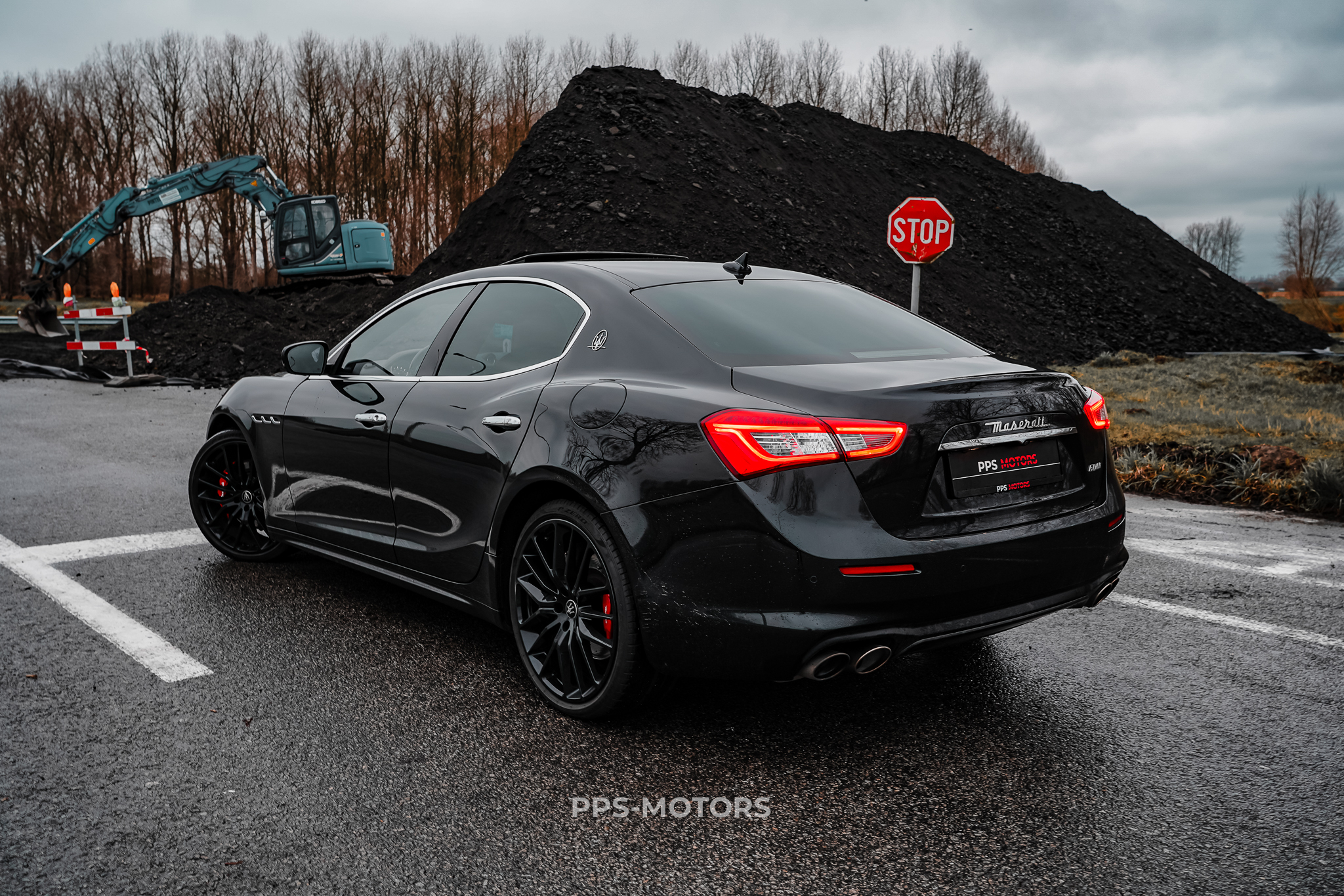 Maserati GHIBLI 3.0 V6 RIBELLE 1 OF 200 photo 9