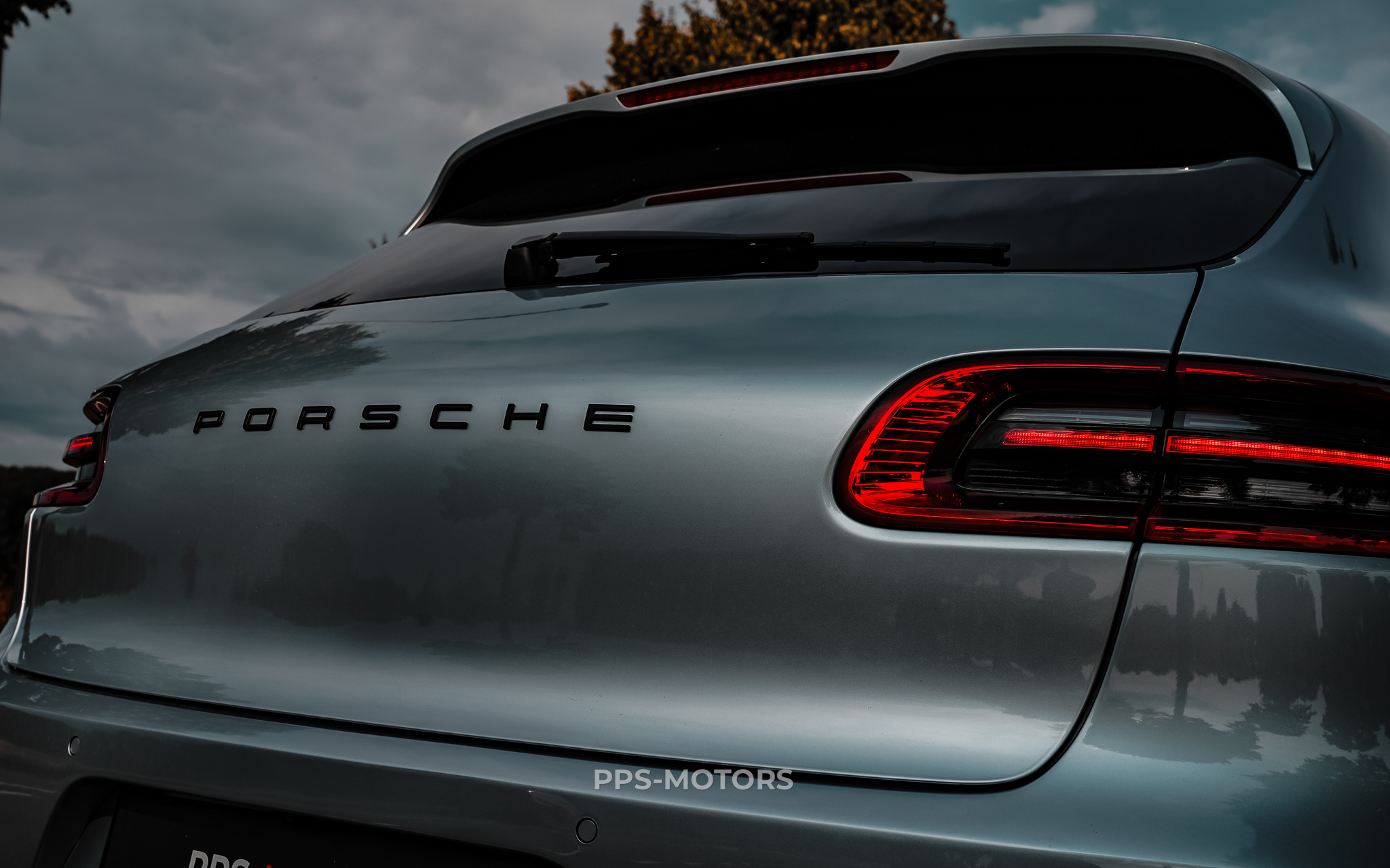 Porsche MACAN TURBO 3.6i photo 6