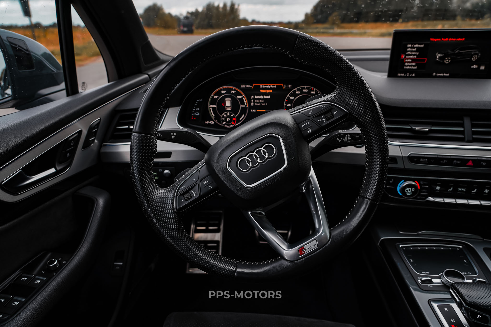 Audi Q7 3.0 TDI E-TRON photo 16