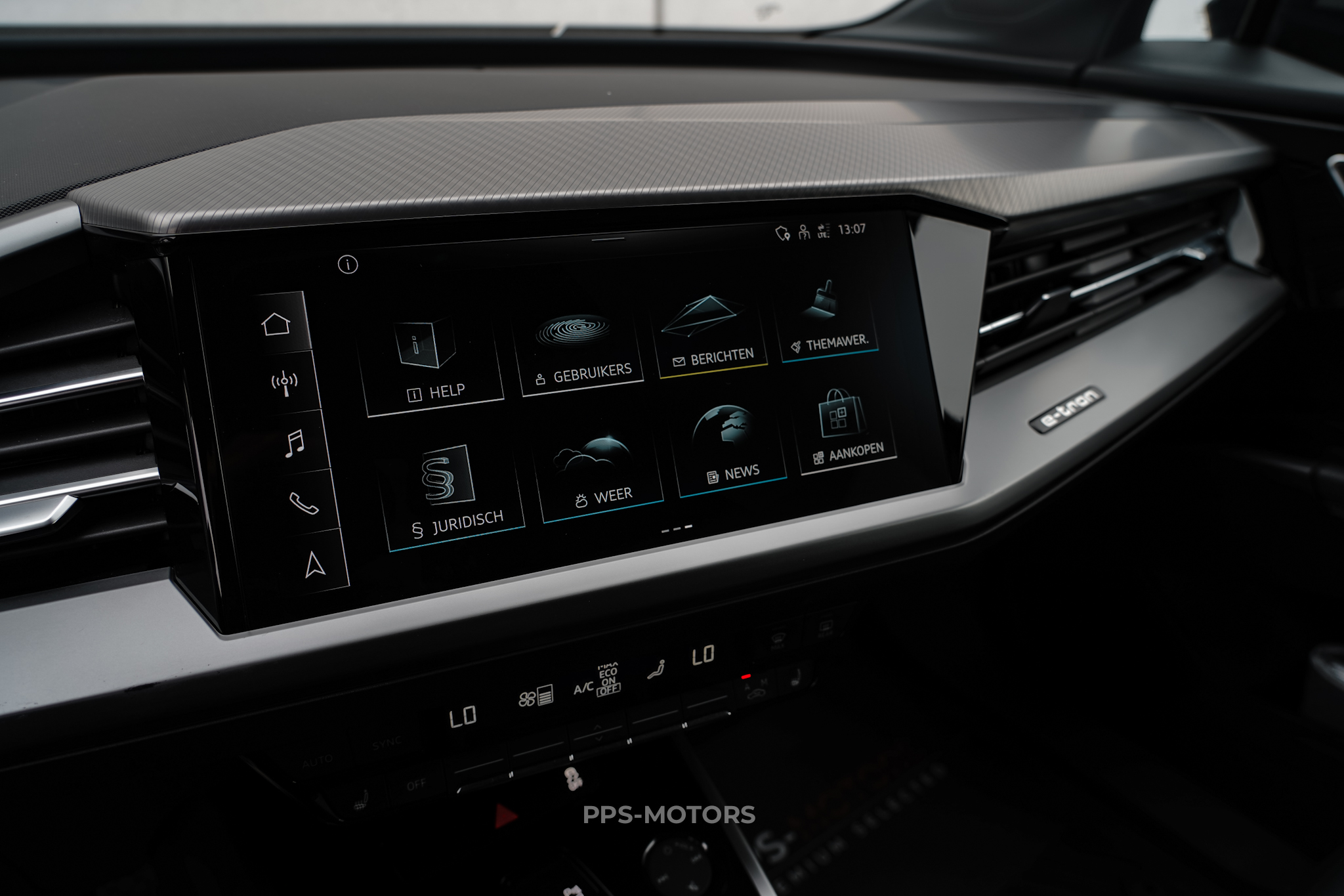 Audi Q4 E-TRON photo 16