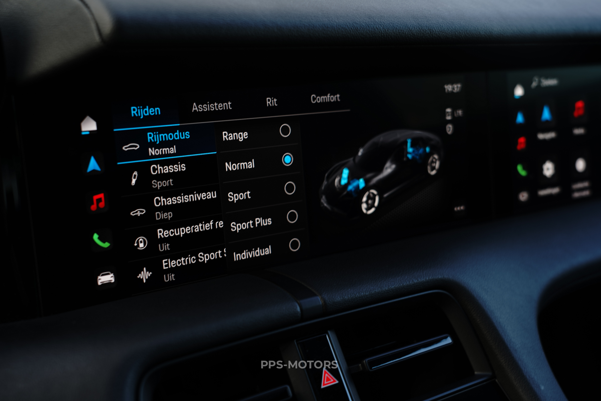Porsche TAYCAN 4S SPORTDESIGN photo 26