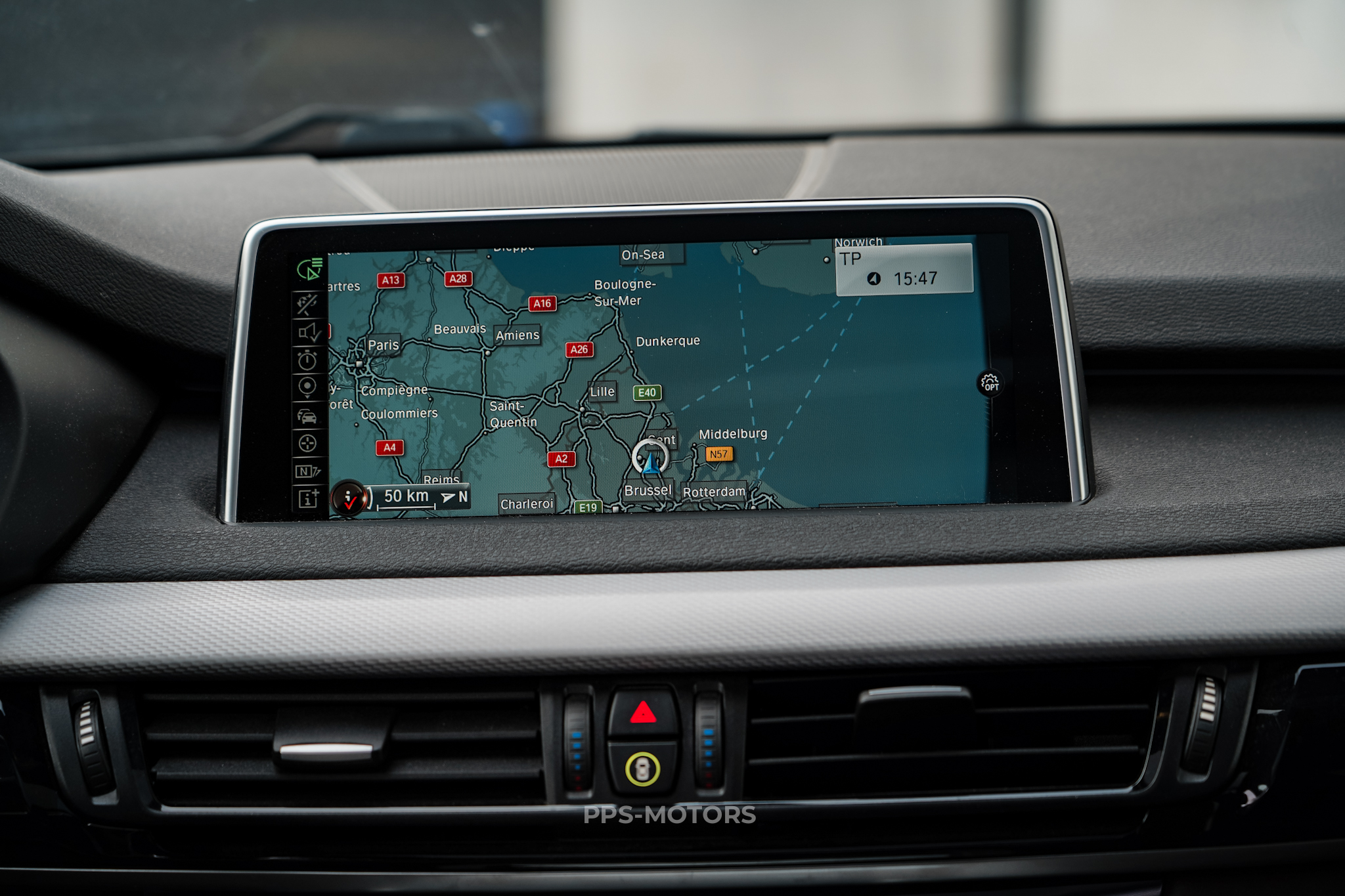 BMW X5 40i ePerformance photo 13