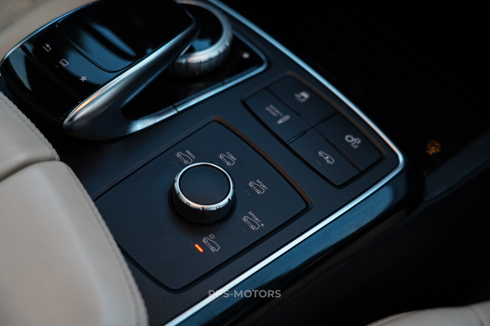 Mercedes Benz GLE63 AMG 5.5 V8 BITURBO photo 23