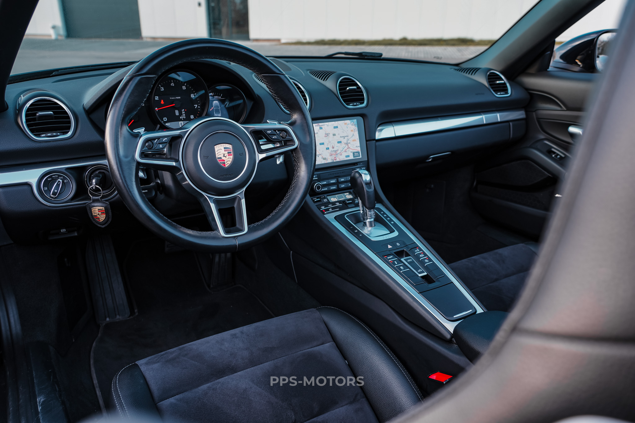 Porsche 718 BOXSTER 2.0 TURBO PDK photo 7