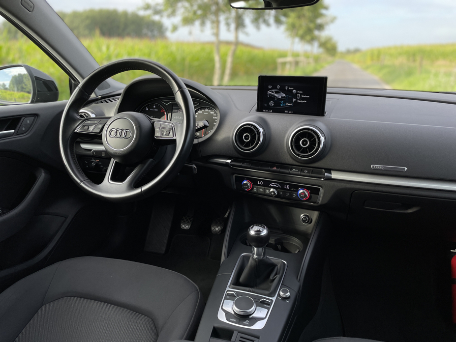 Audi A3 BERLINE 1.6 TDI photo 8
