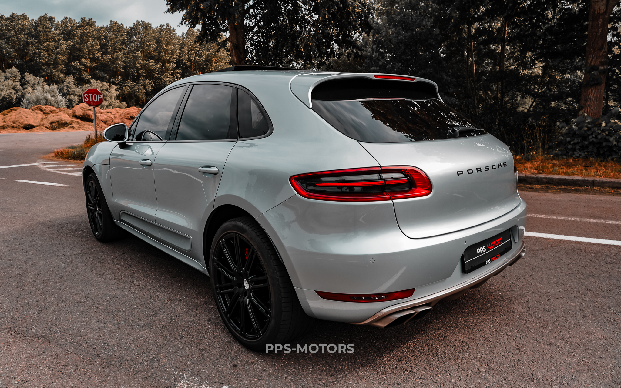 Porsche MACAN TURBO 3.6i photo 29