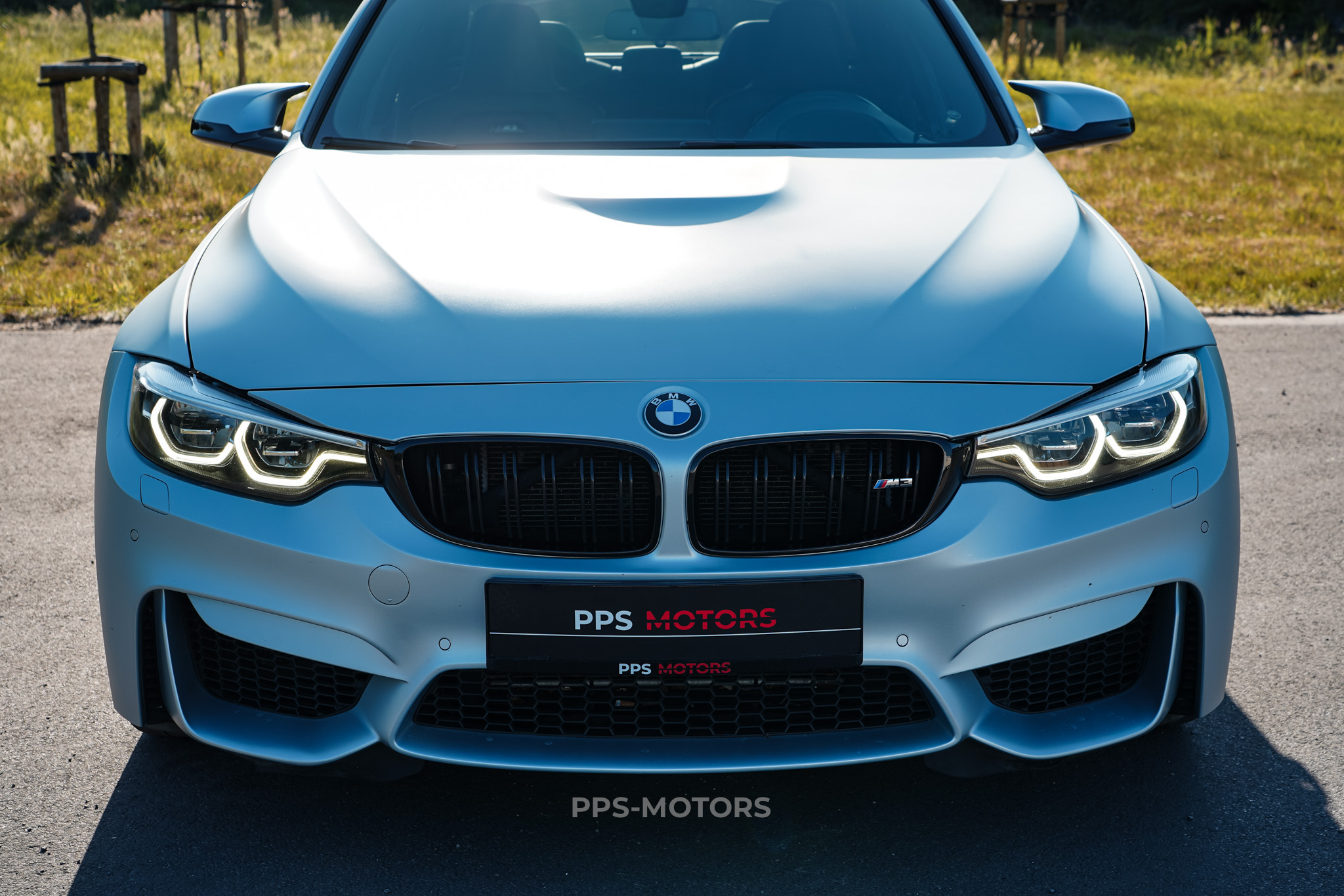 BMW M3 COMPETITION INDIVIDUAL photo 6