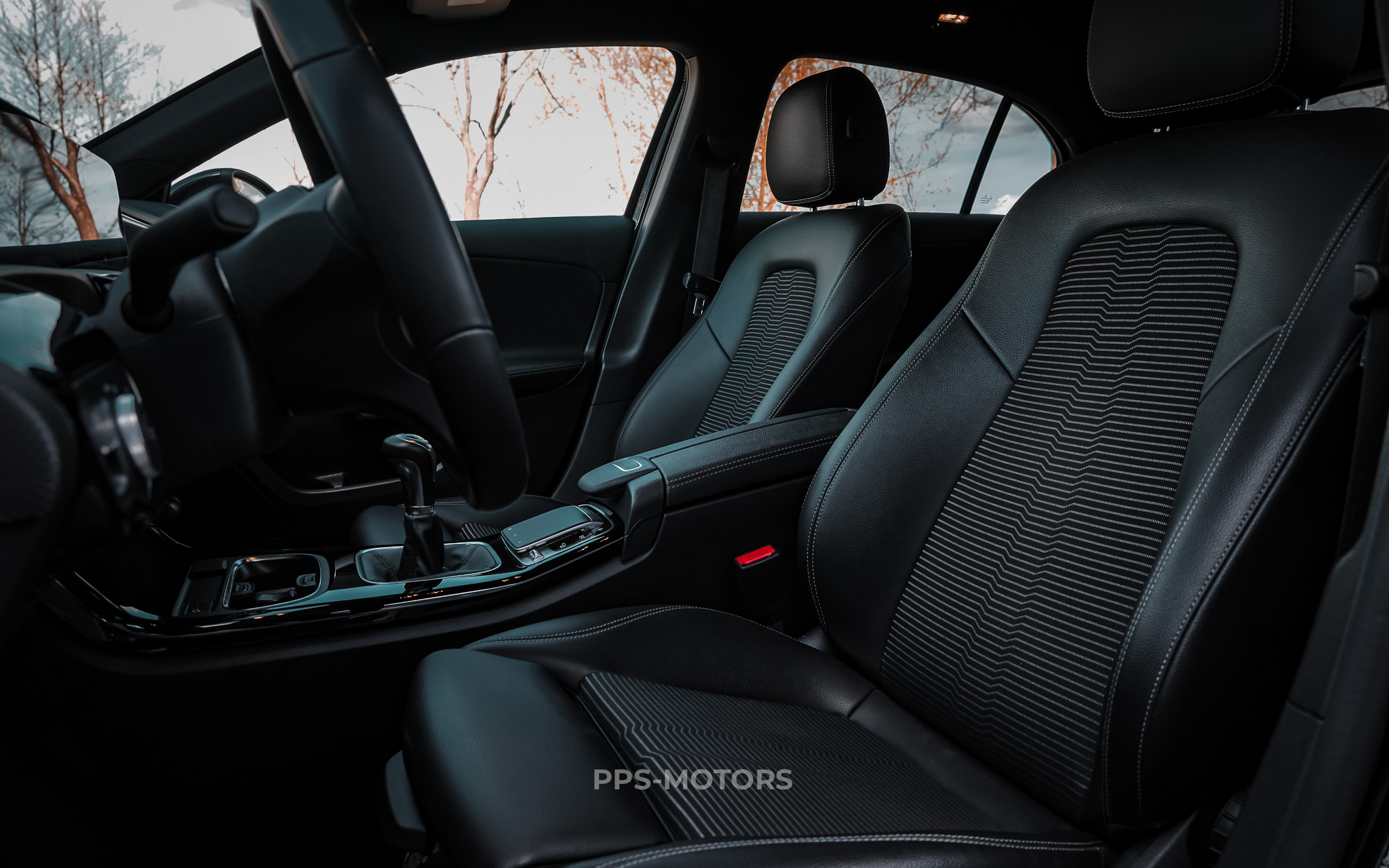 Mercedes Benz A200 LAUNCH EDITION photo 30