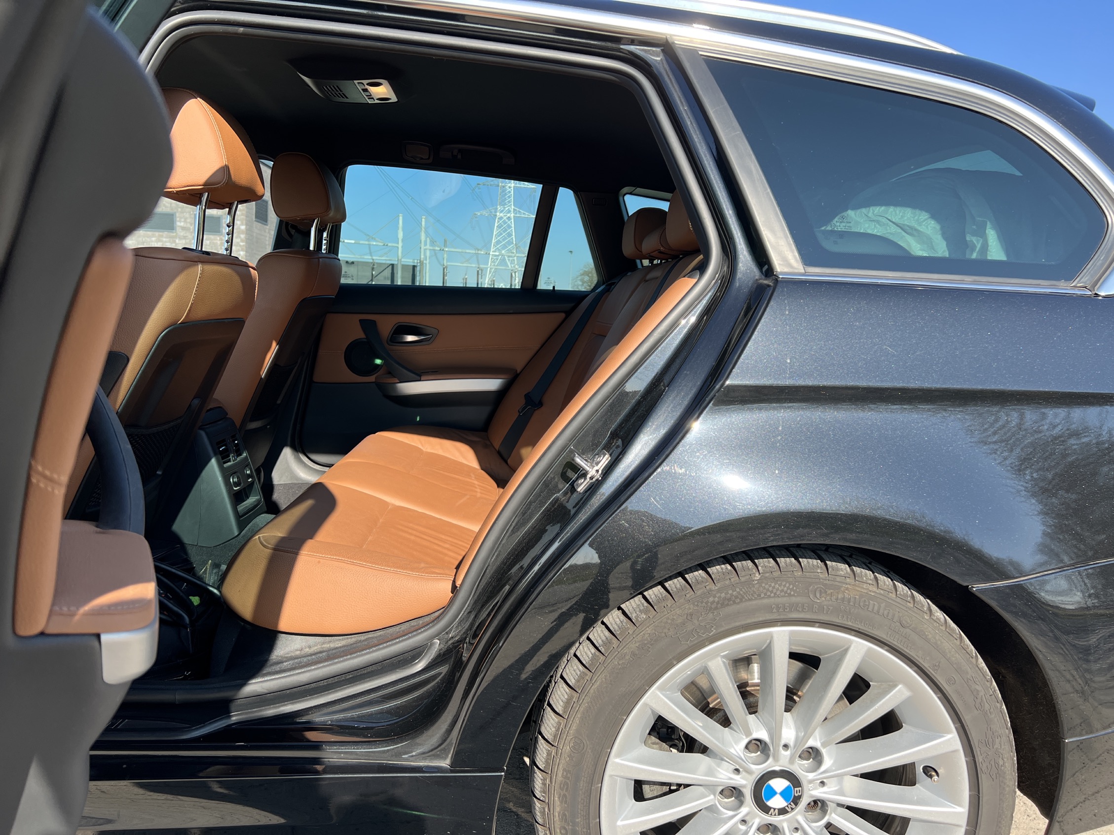 BMW 320d xDrive photo 11