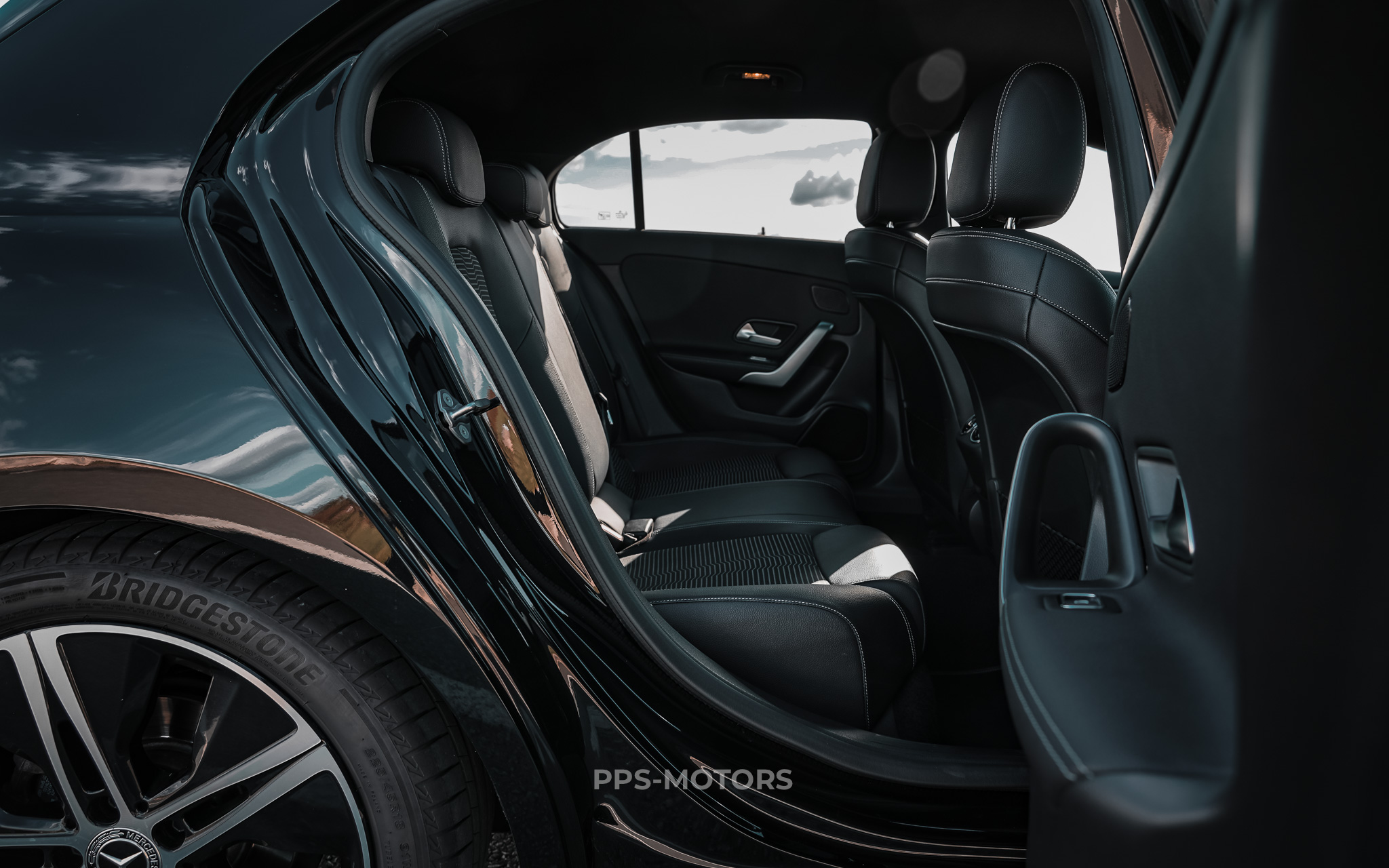 Mercedes Benz A200 LAUNCH EDITION photo 48