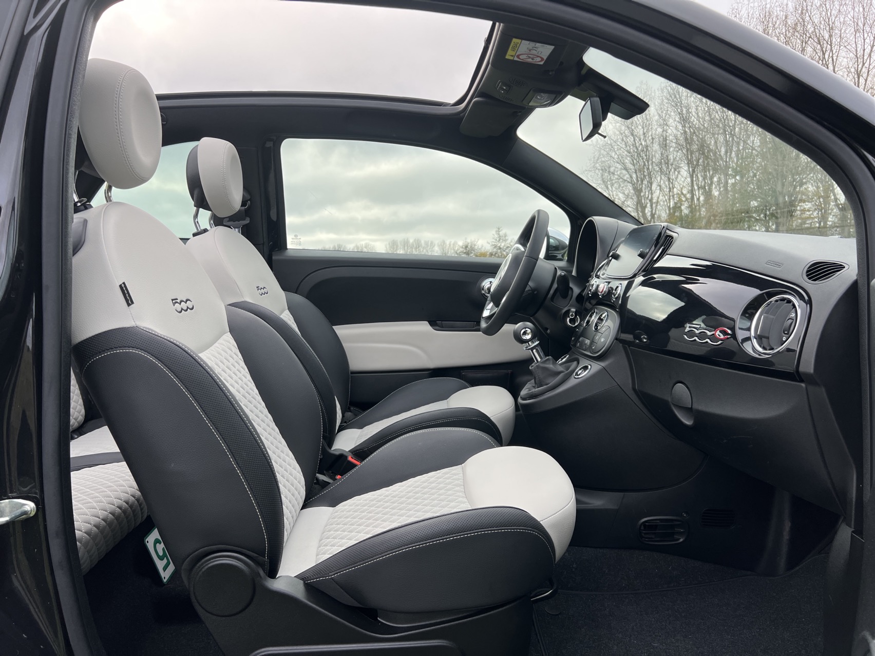 Fiat 500C Hybrid Dolcevita photo 12