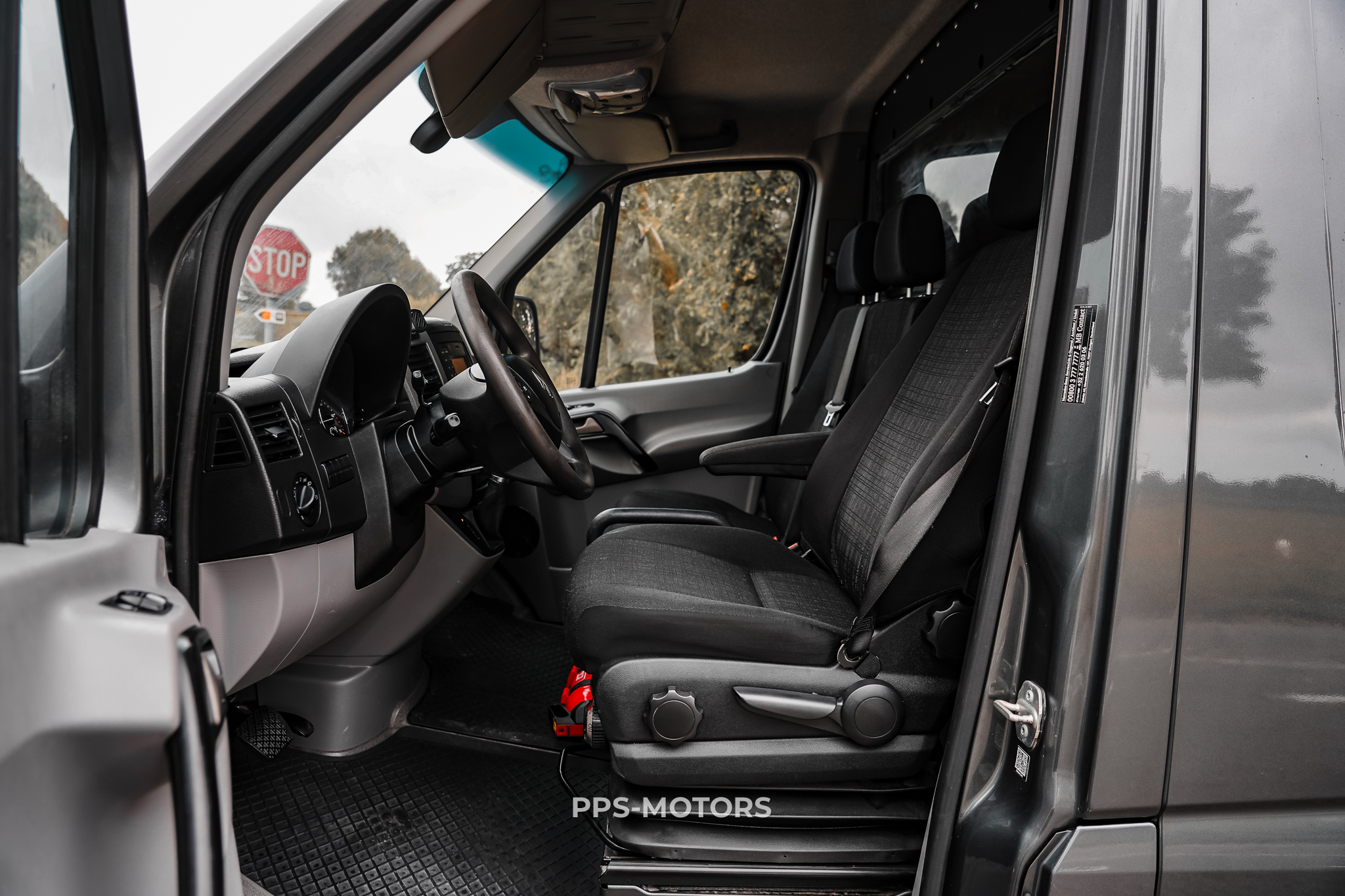 Mercedes Benz SPRINTER 319 CDI 3.0 V6 photo 8