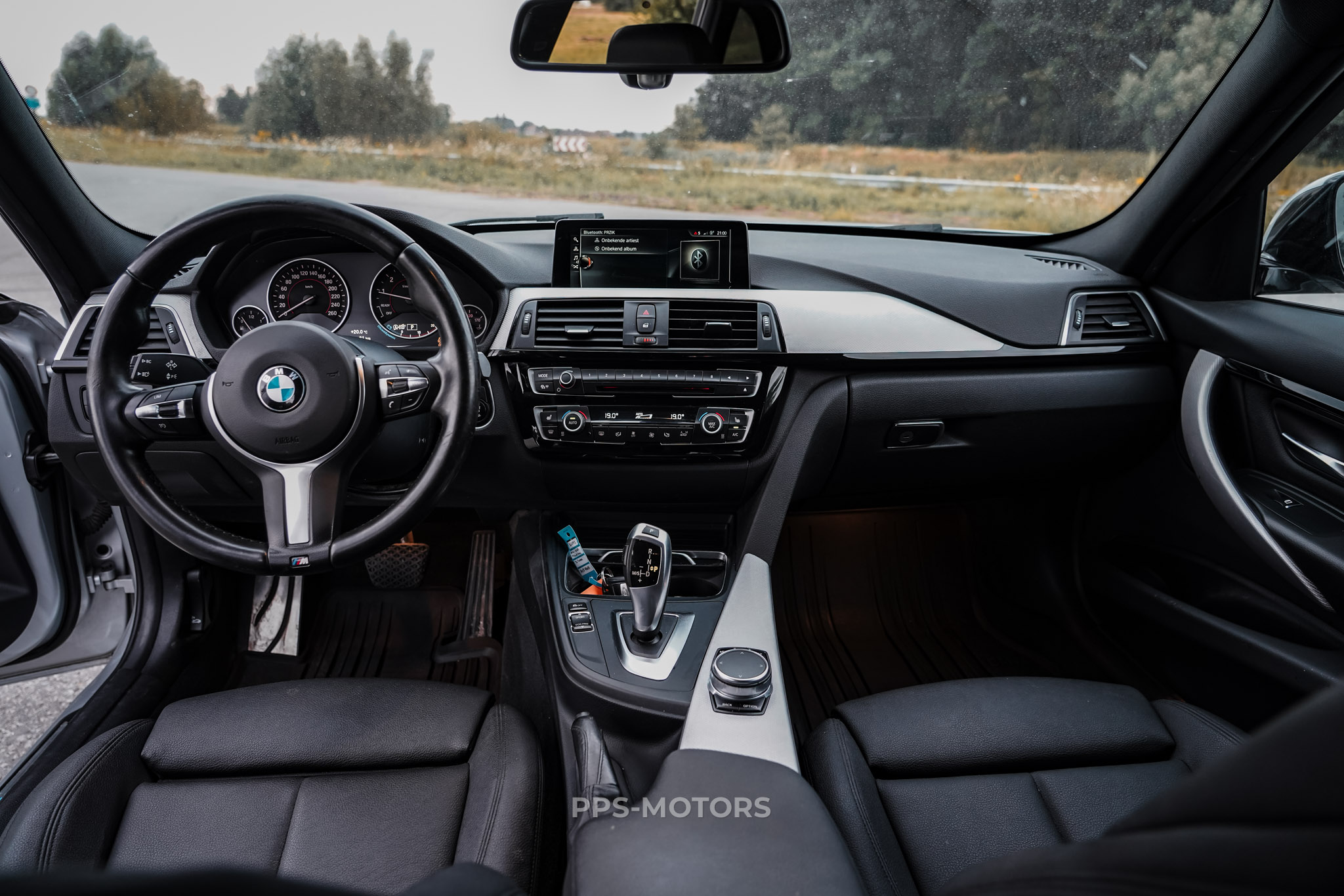 BMW 318iA M-PAKKET photo 17