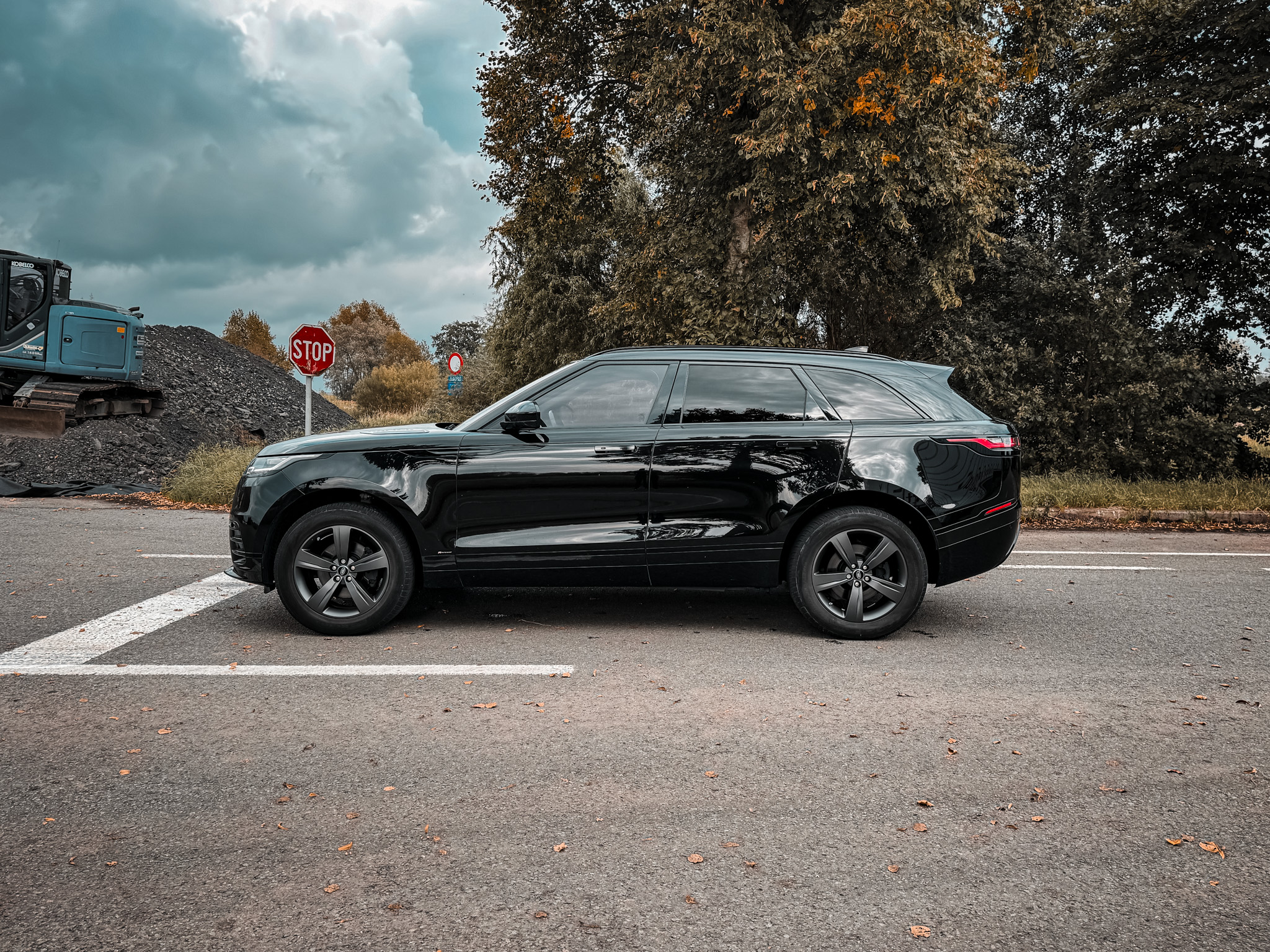 Land Rover VELAR 2.0 R-DYNAMIC photo 4