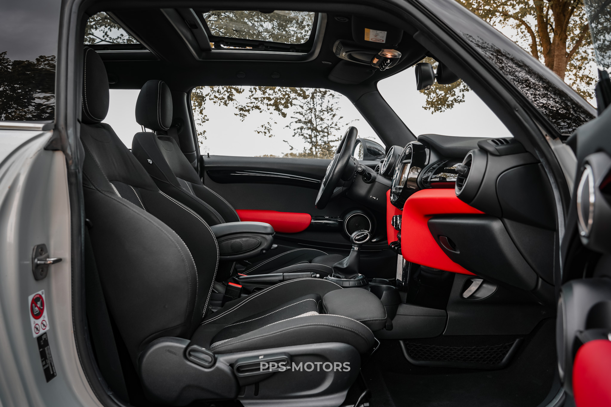 MINI COOPER 2.0 SD JOHN COOPER WORKS photo 11