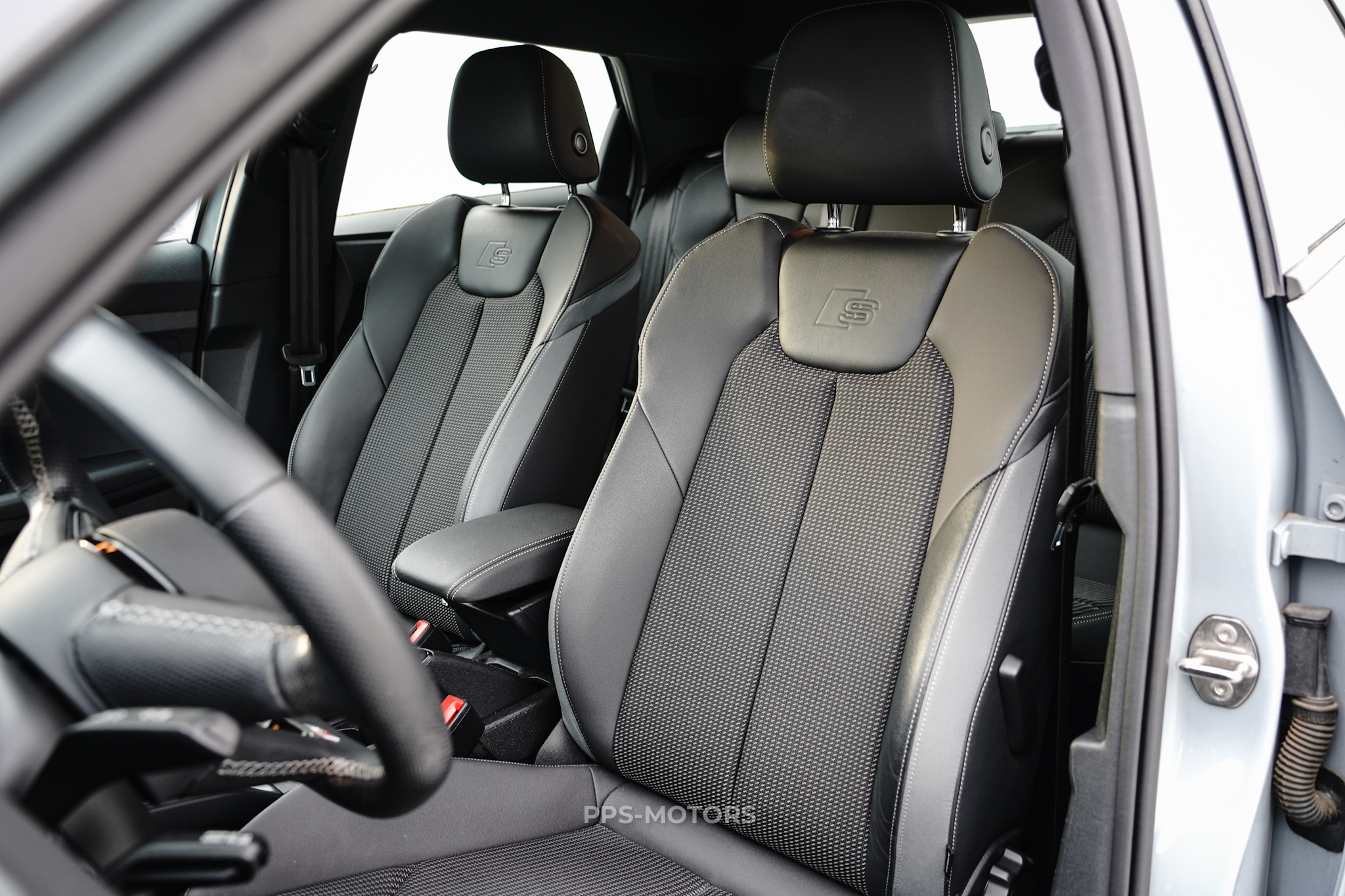 Audi A1 30 TFSI CITYCARVER S-LINE photo 11