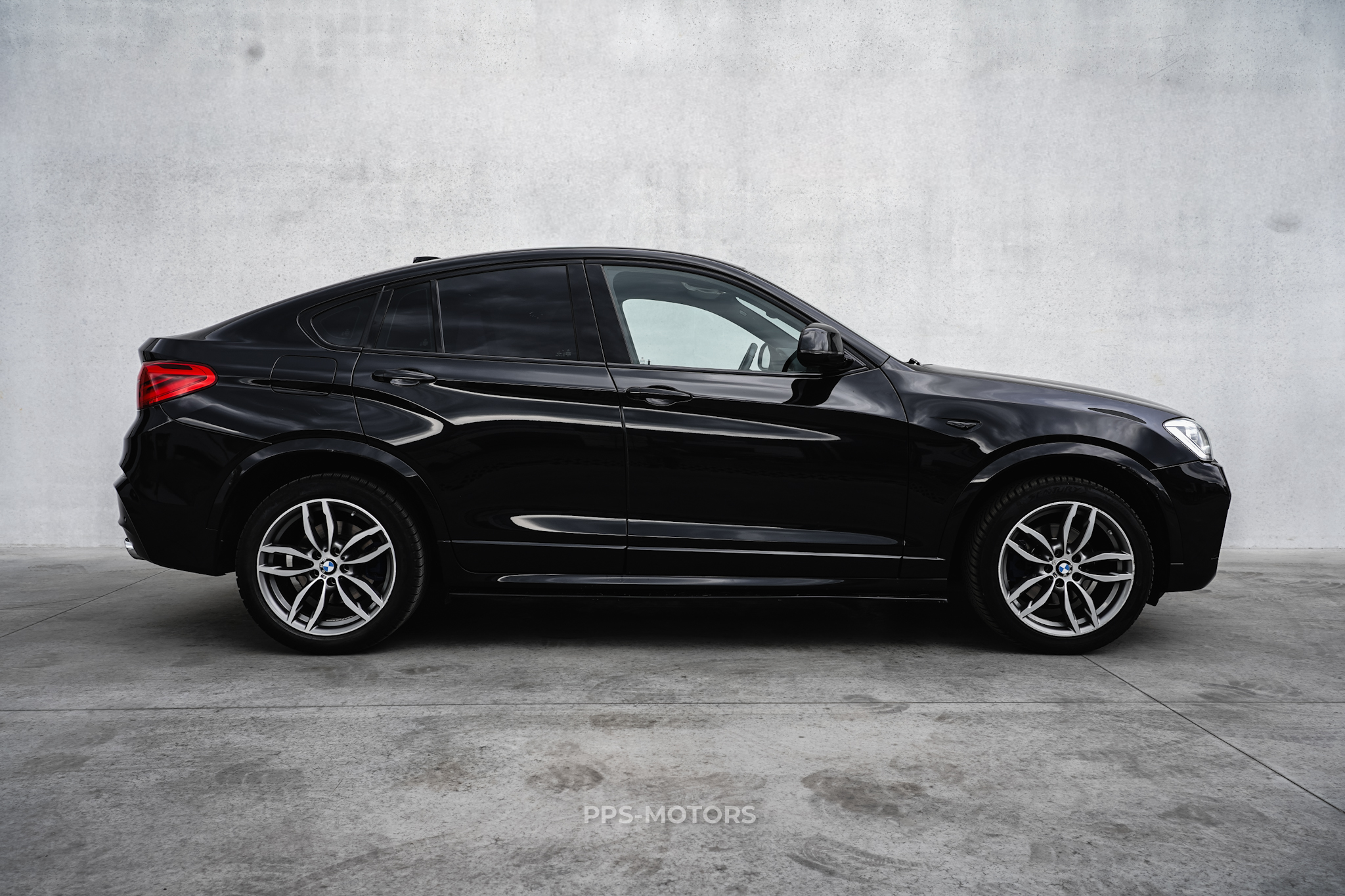 BMW X4 2.0 xDrive photo 3
