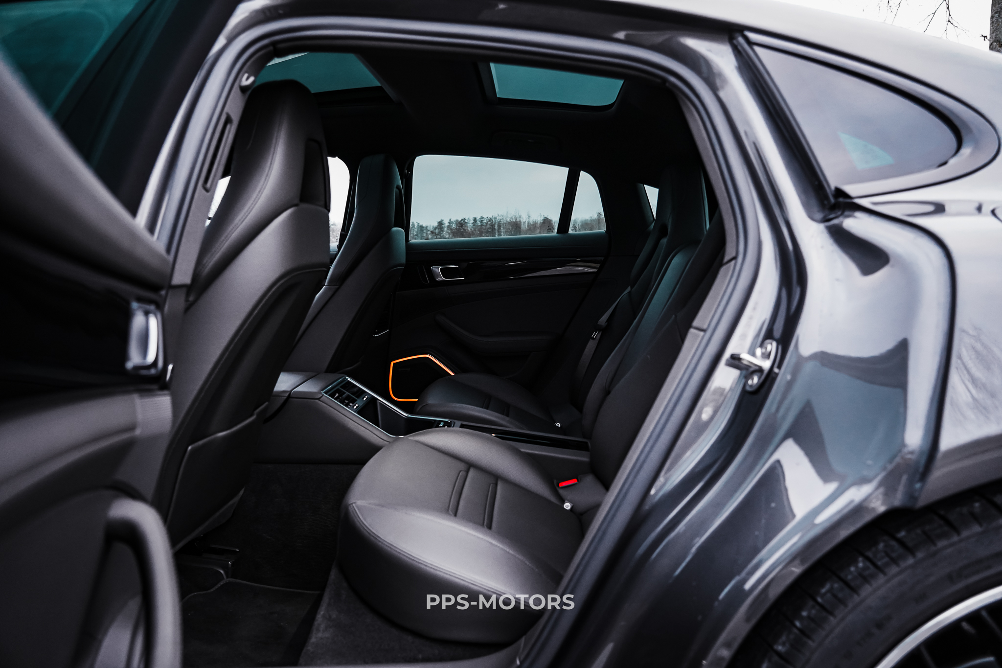 Porsche PANAMERA 4 E-HYBRID photo 39