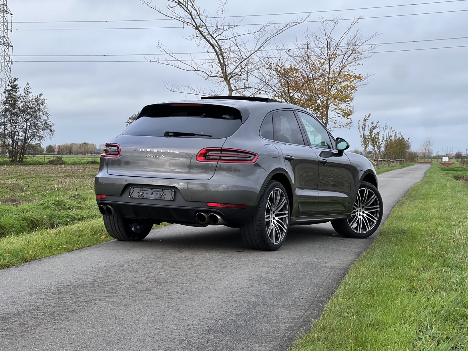 Porsche MACAN S 3.0 SPORTDESIGN photo 9