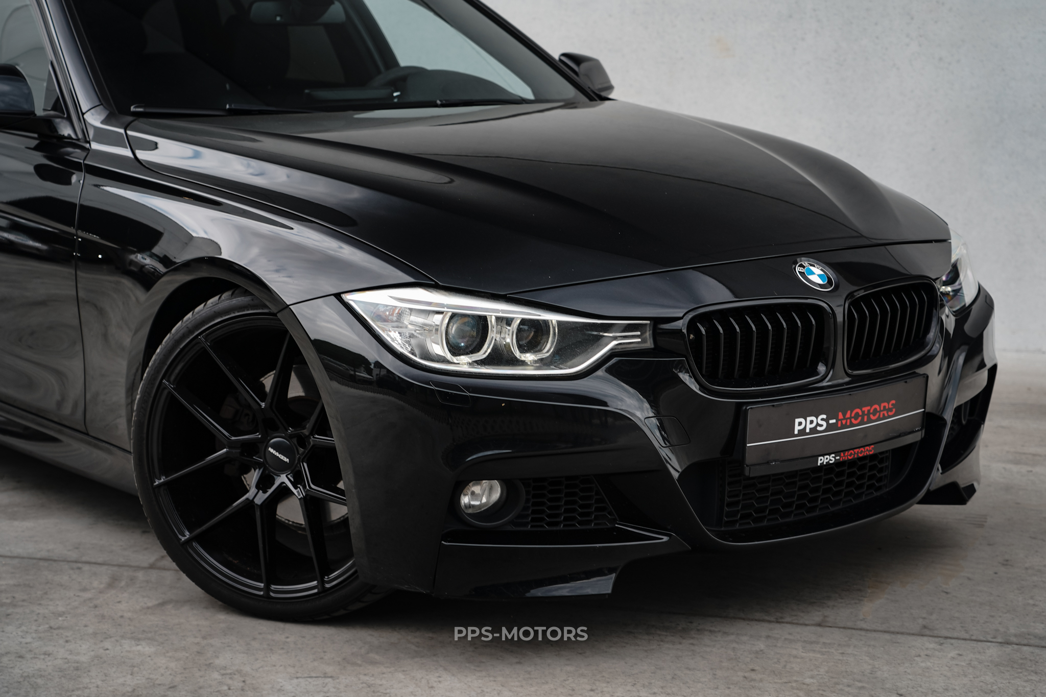 BMW 330dA TOURING M-PAKKET photo 6