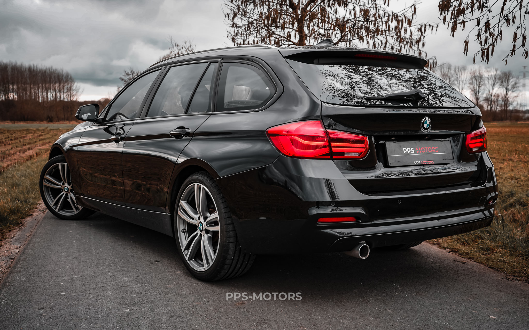 BMW 318dA F31 TOURING photo 25