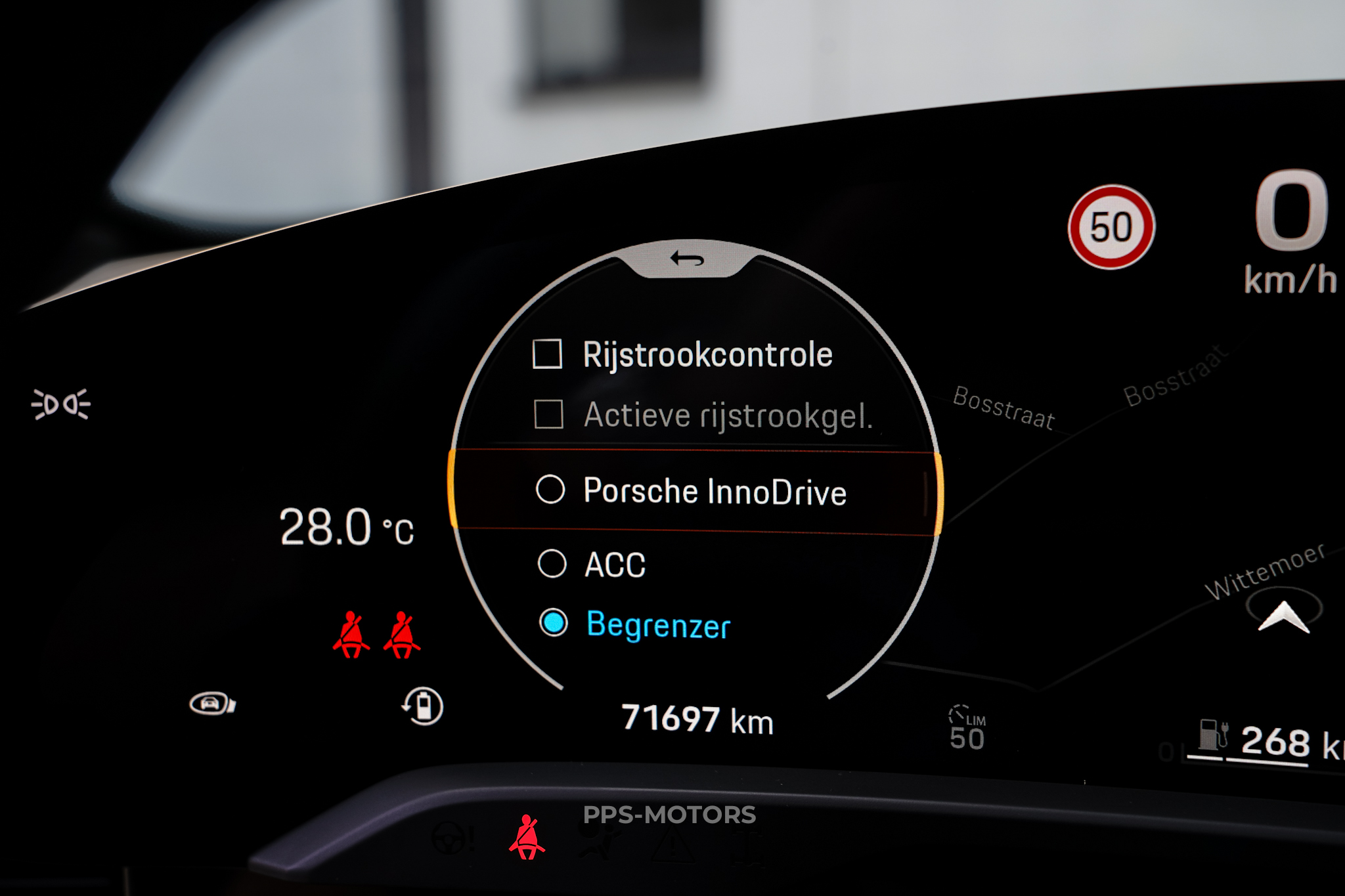 Porsche TAYCAN 4S photo 25
