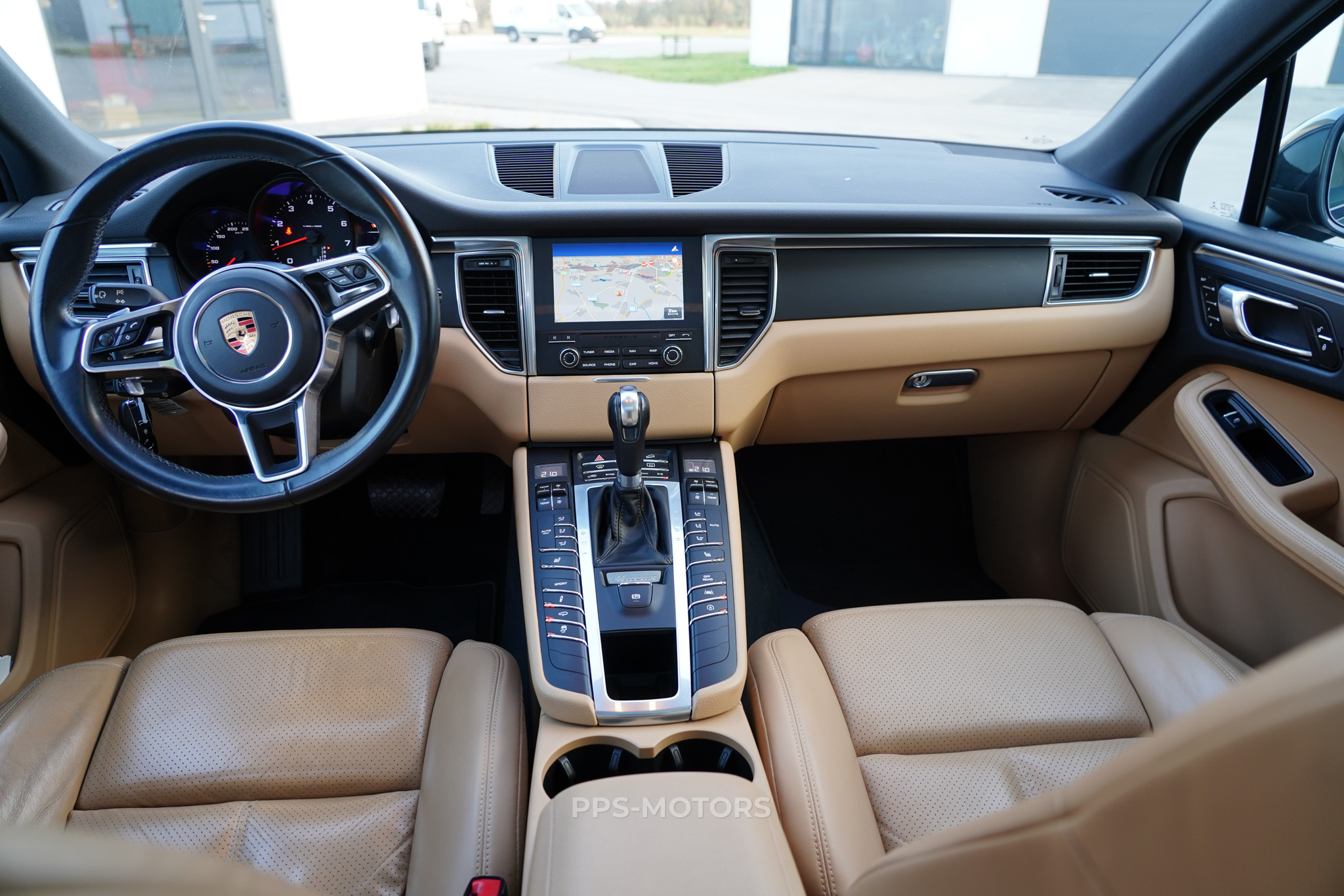 Porsche MACAN 2.0 TURBO PDK photo 14