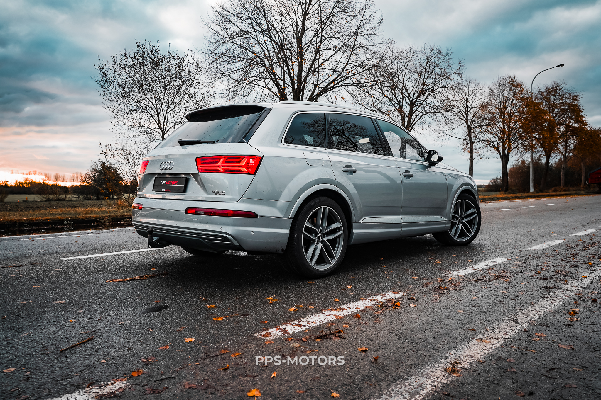 Audi Q7 3.0 TDI V6 E-TRON photo 5